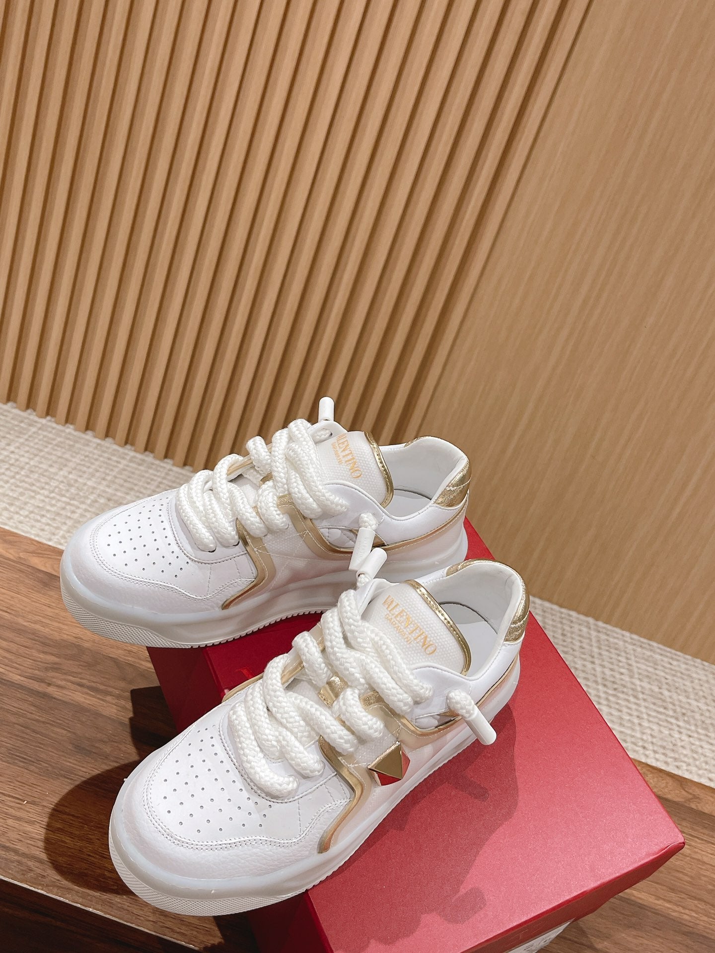 LuxluxHouse Best Quality Valentino Women Shoes