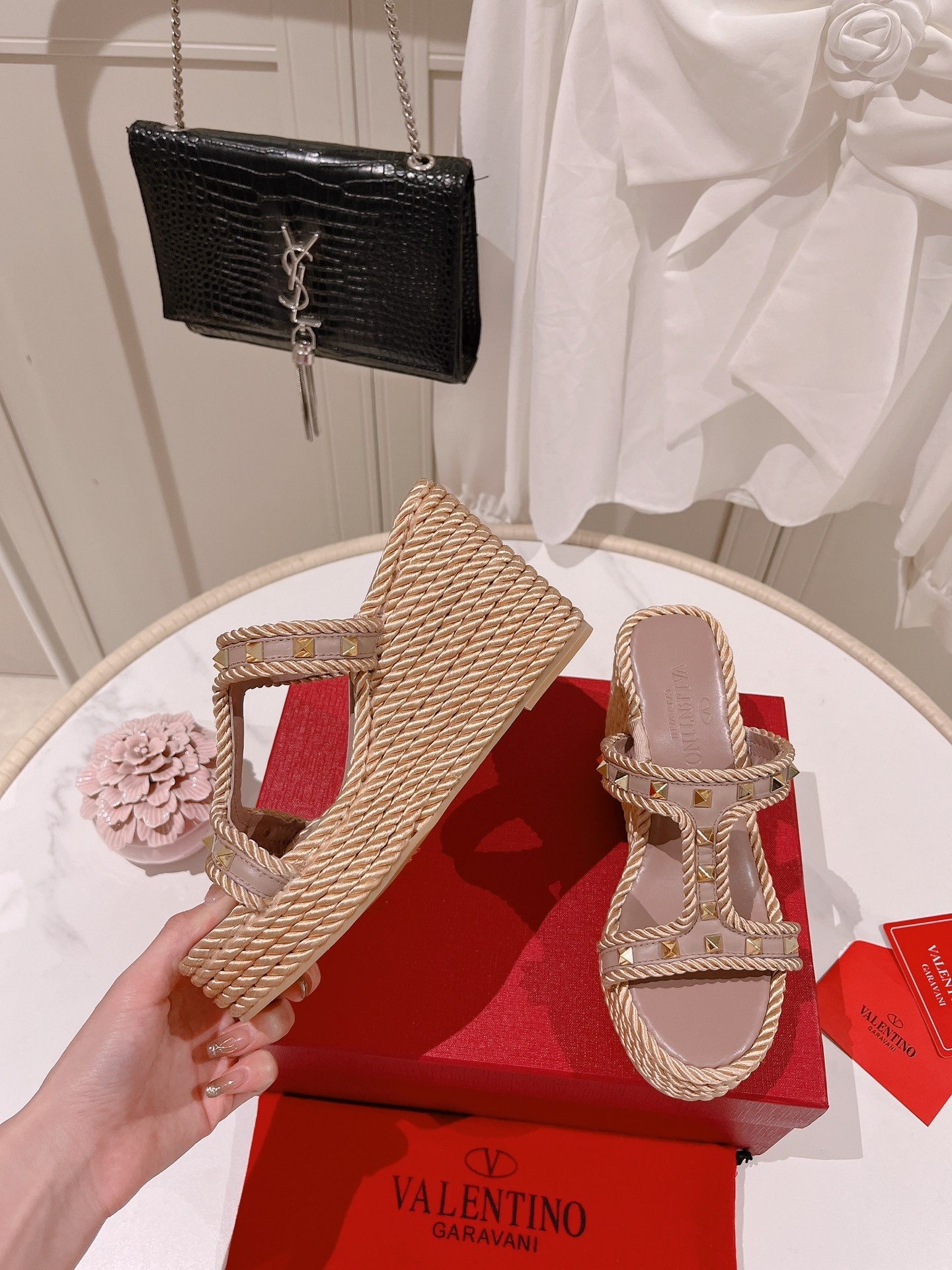LuxluxHouse Best Quality Valentino Women Shoes