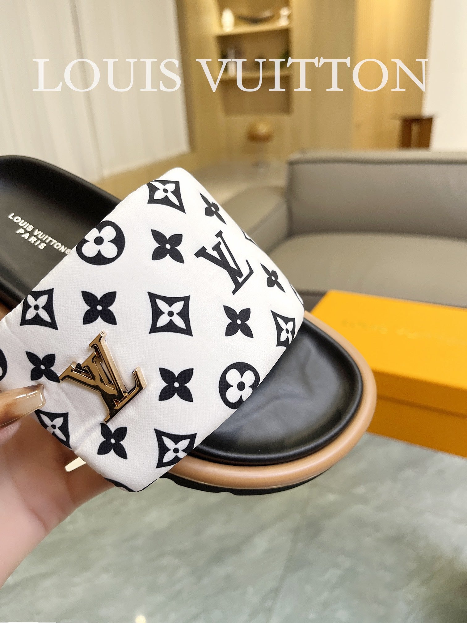LuxluxHouse Best Quality Sandals Louis Vuitton