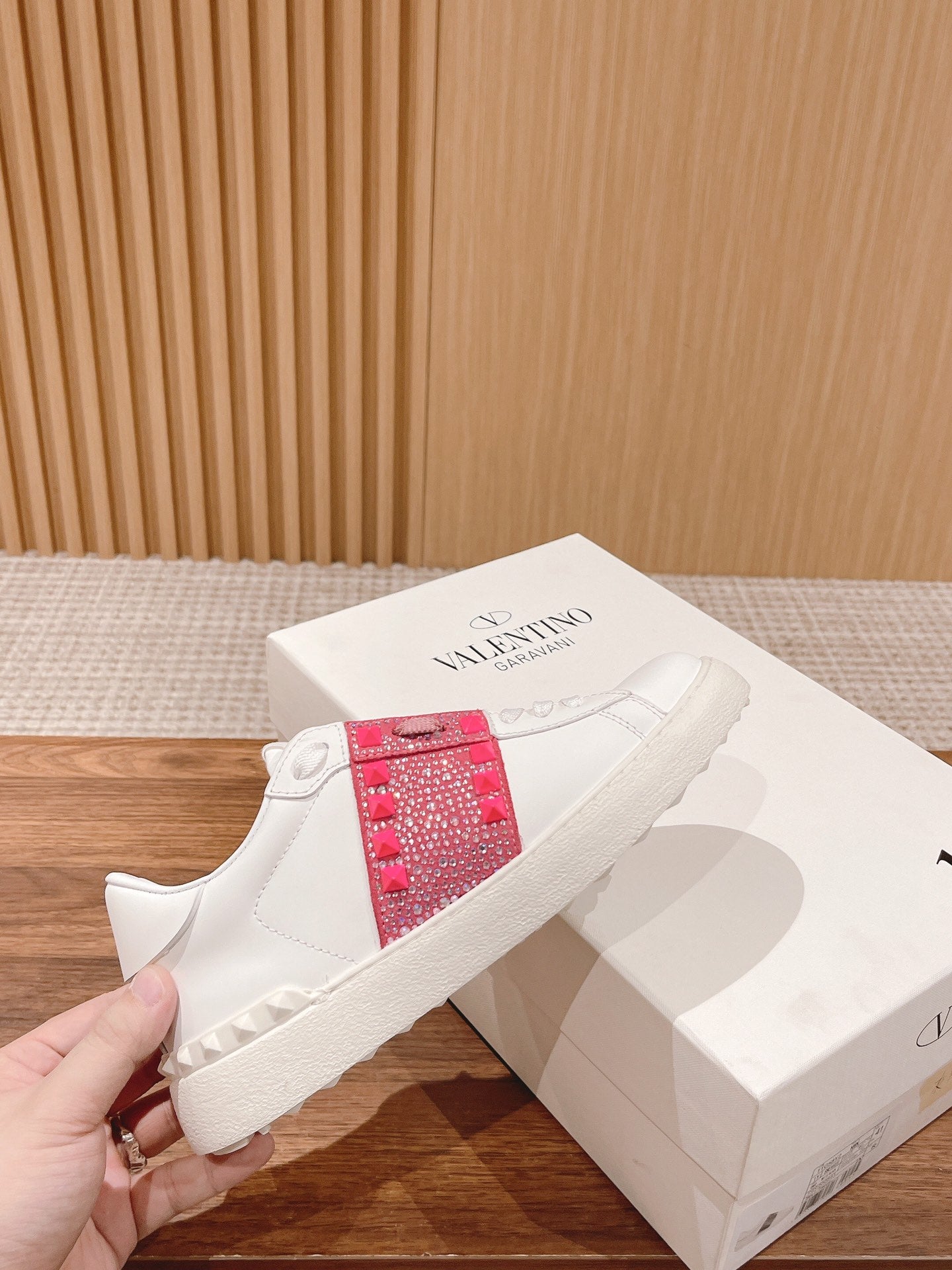 LuxluxHouse Best Quality Valentino Women Shoes