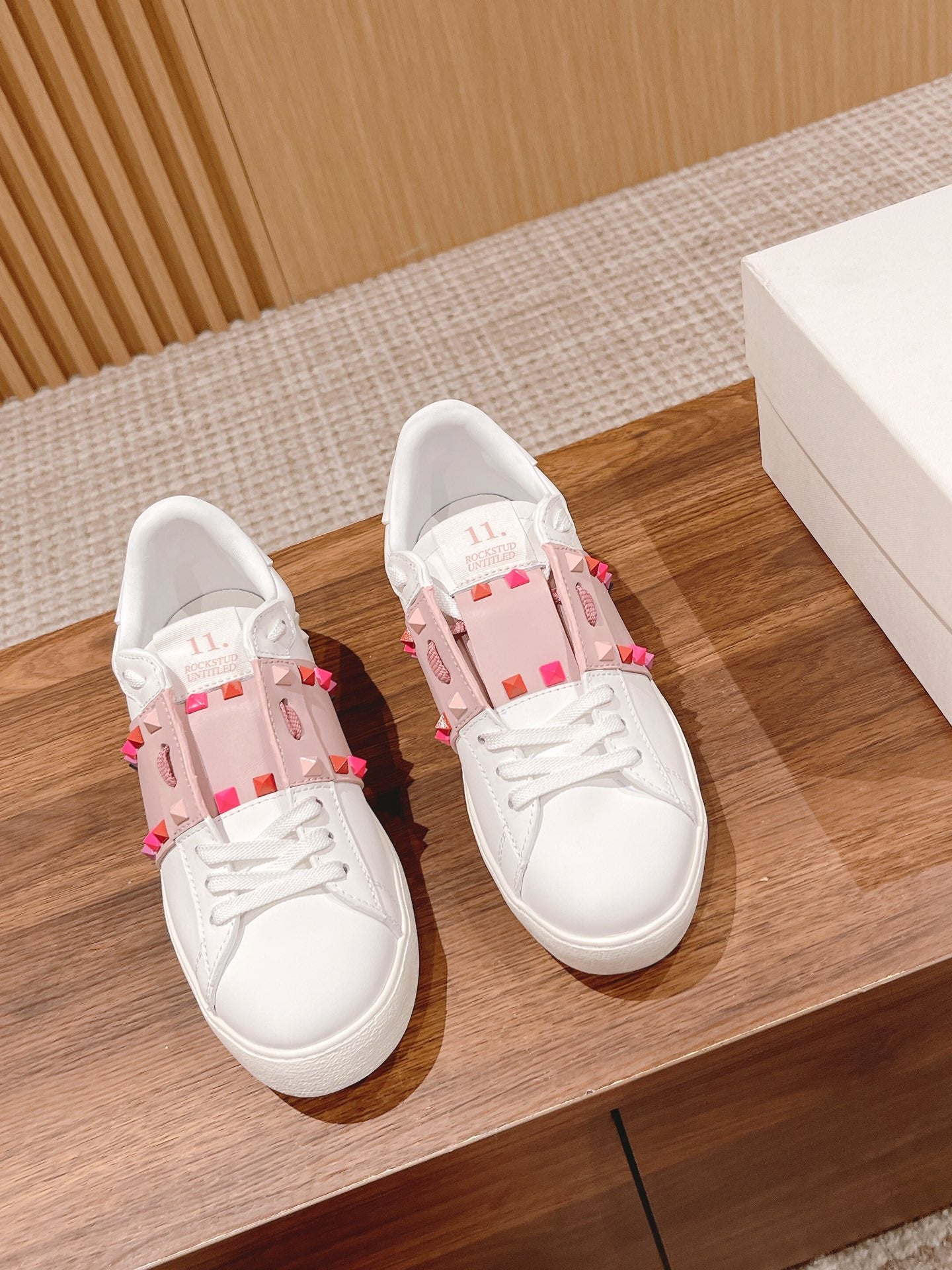 LuxluxHouse Best Quality Valentino Women Shoes