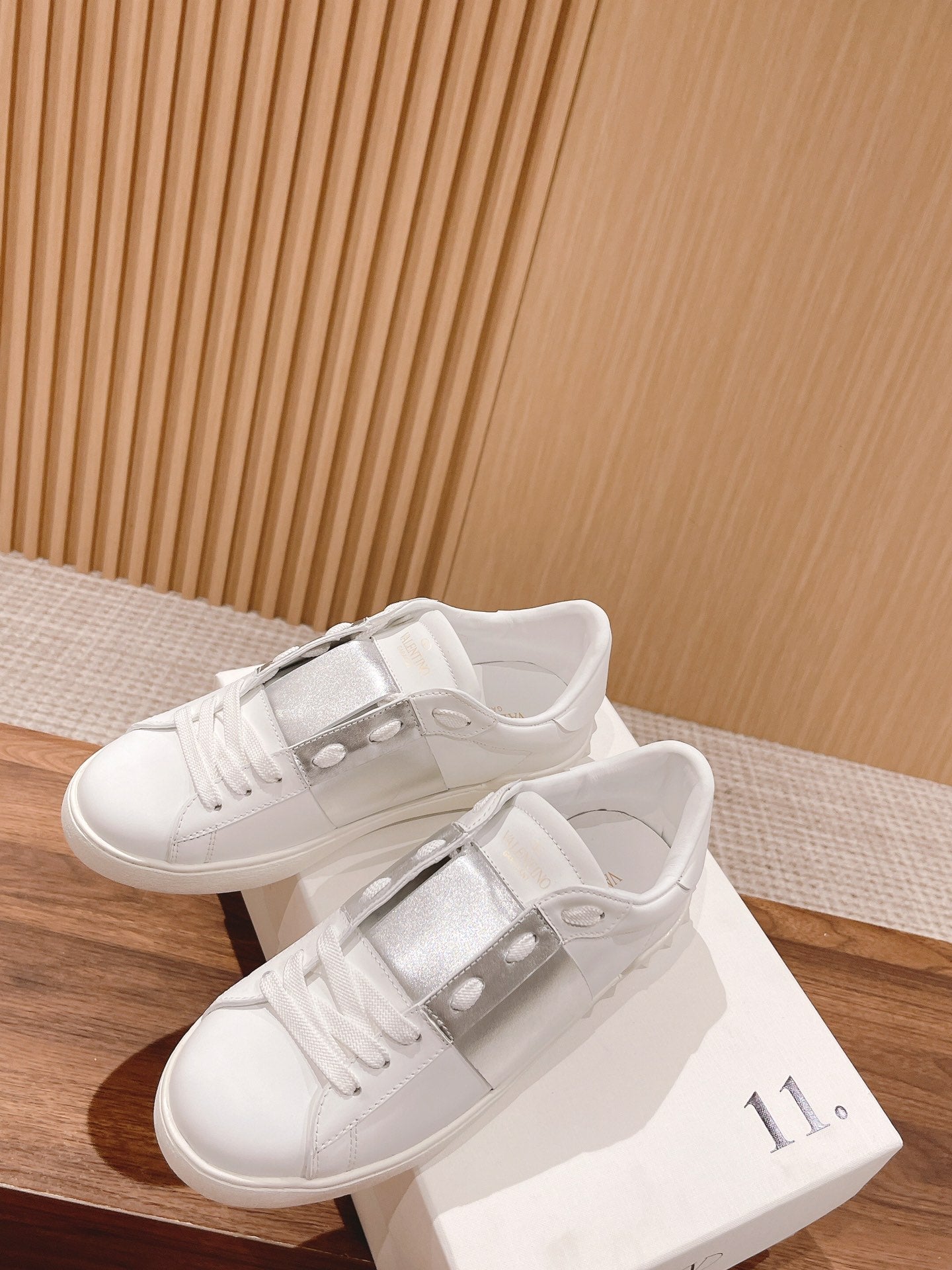LuxluxHouse Best Quality Valentino Women Shoes