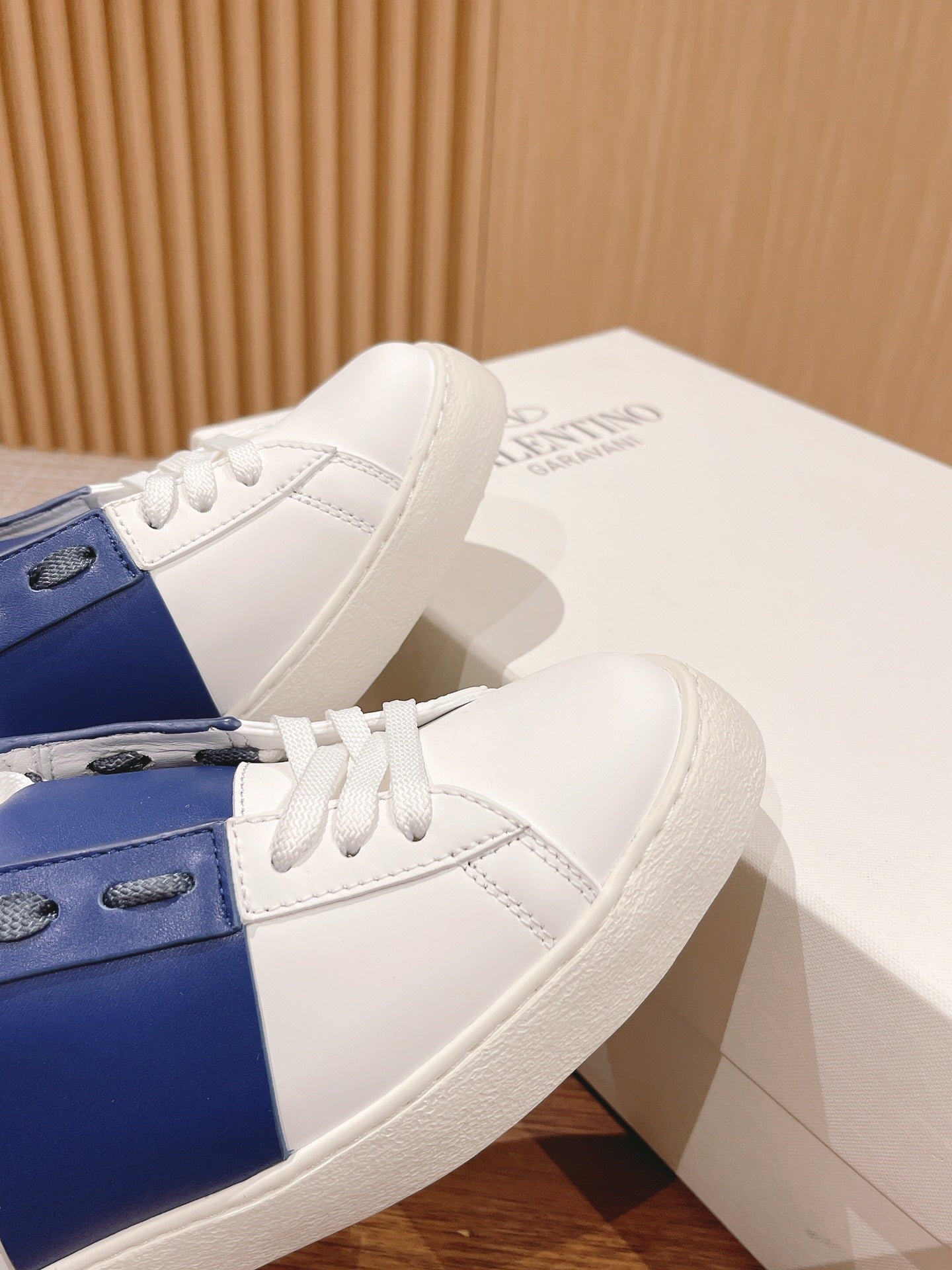LuxluxHouse Best Quality Valentino Women Shoes