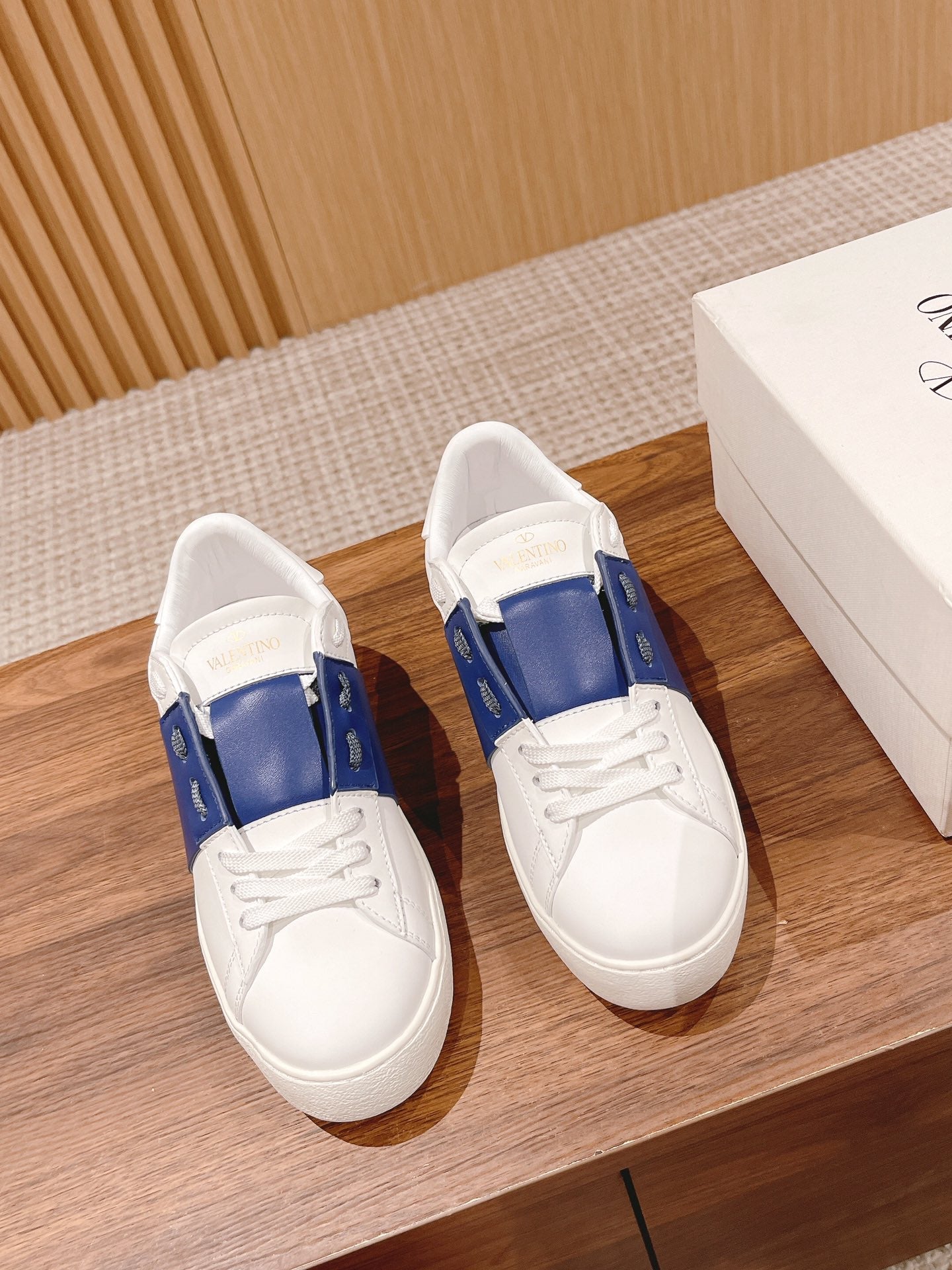 LuxluxHouse Best Quality Valentino Women Shoes