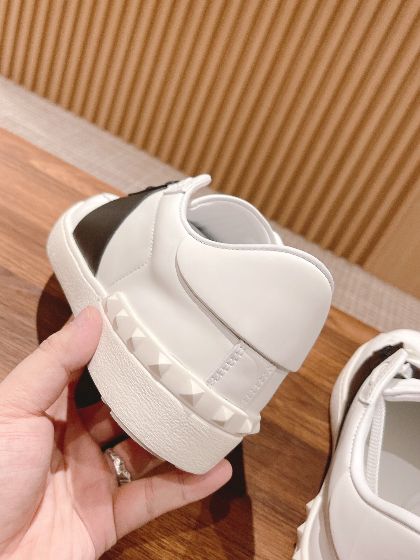 LuxluxHouse Best Quality Valentino Women Shoes