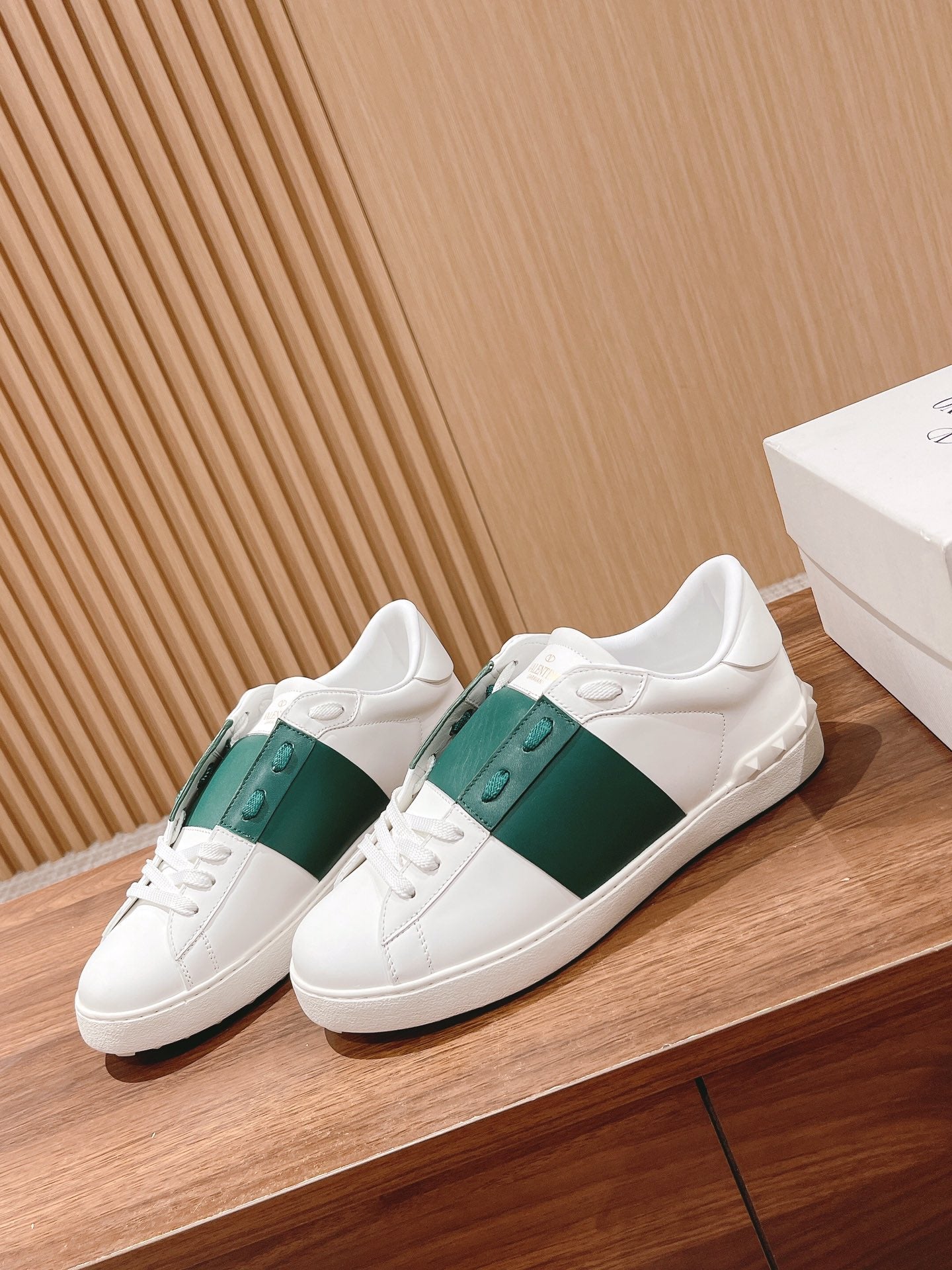 LuxluxHouse Best Quality Valentino Women Shoes