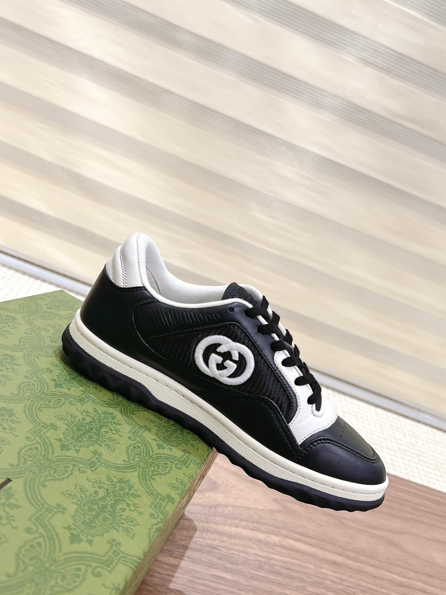 LuxluxHouse Best Quality Shoes Gucci