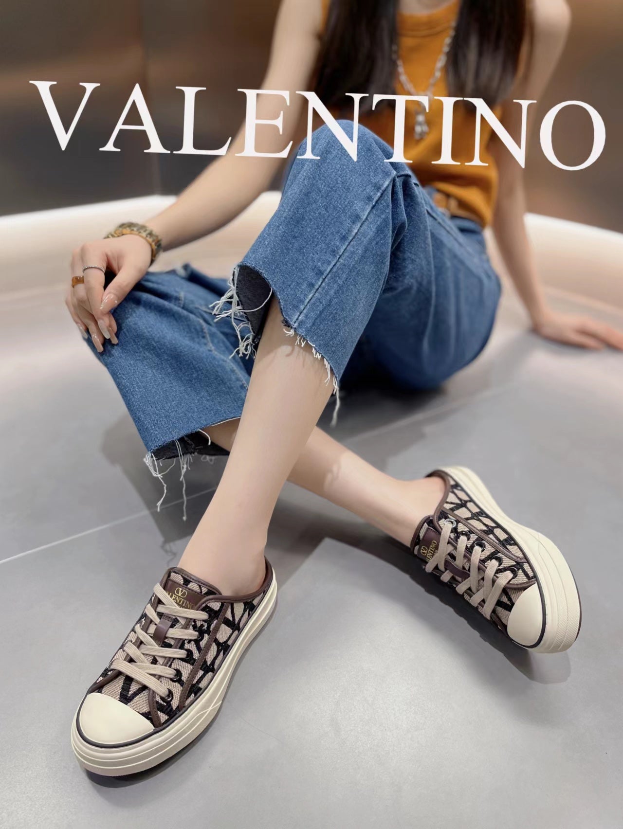 LuxluxHouse Best Quality Shoes Valentino