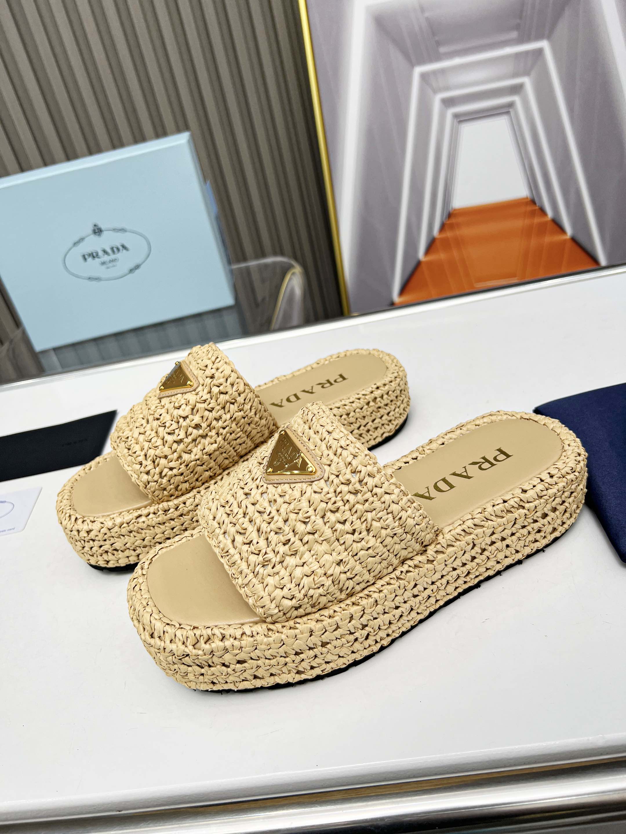 LuxluxHouse Best Quality Sandals Prada