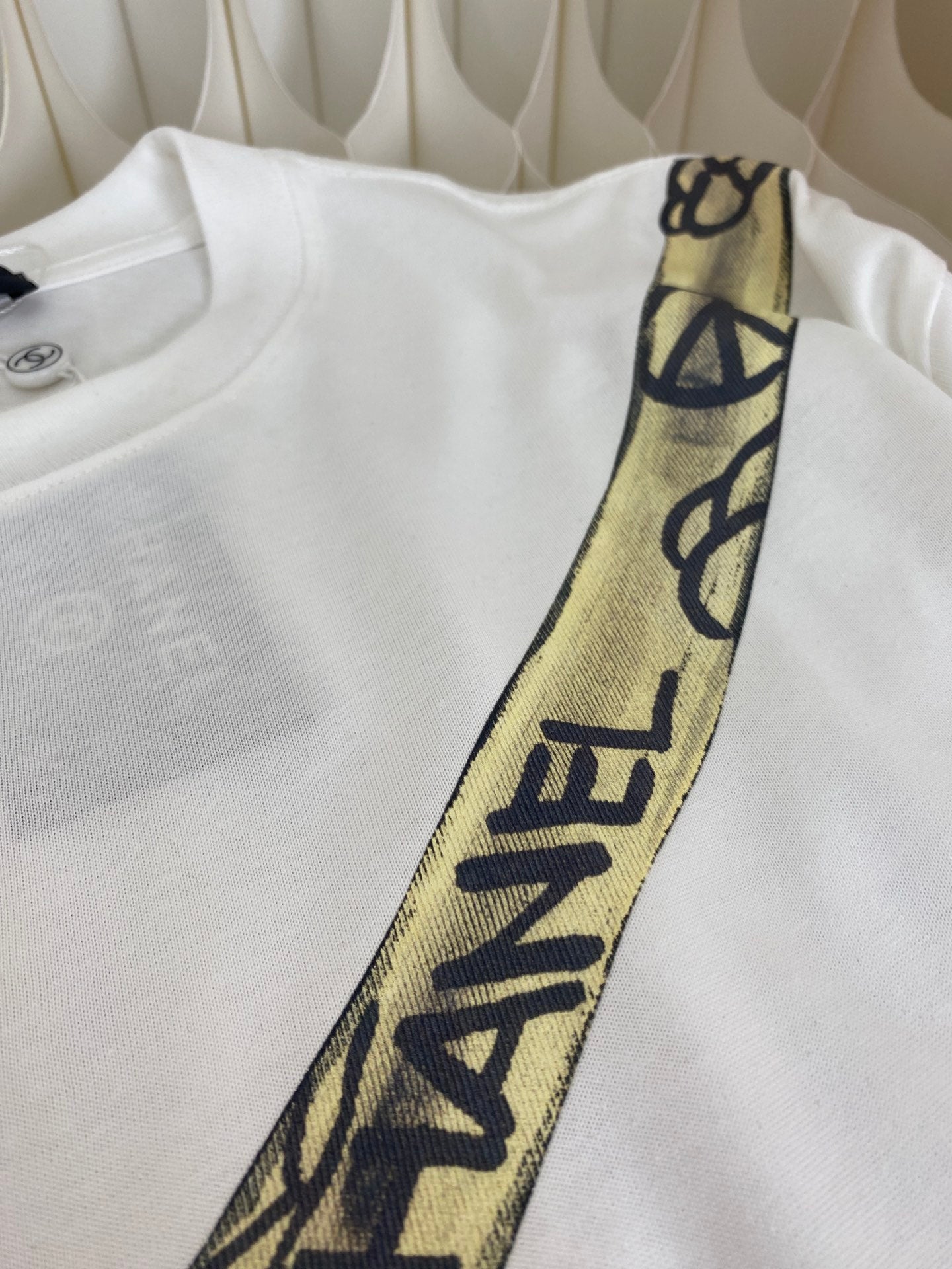 LuxluxHouse Best Quality Clothes T-shirt Chanel & Maison Margiela