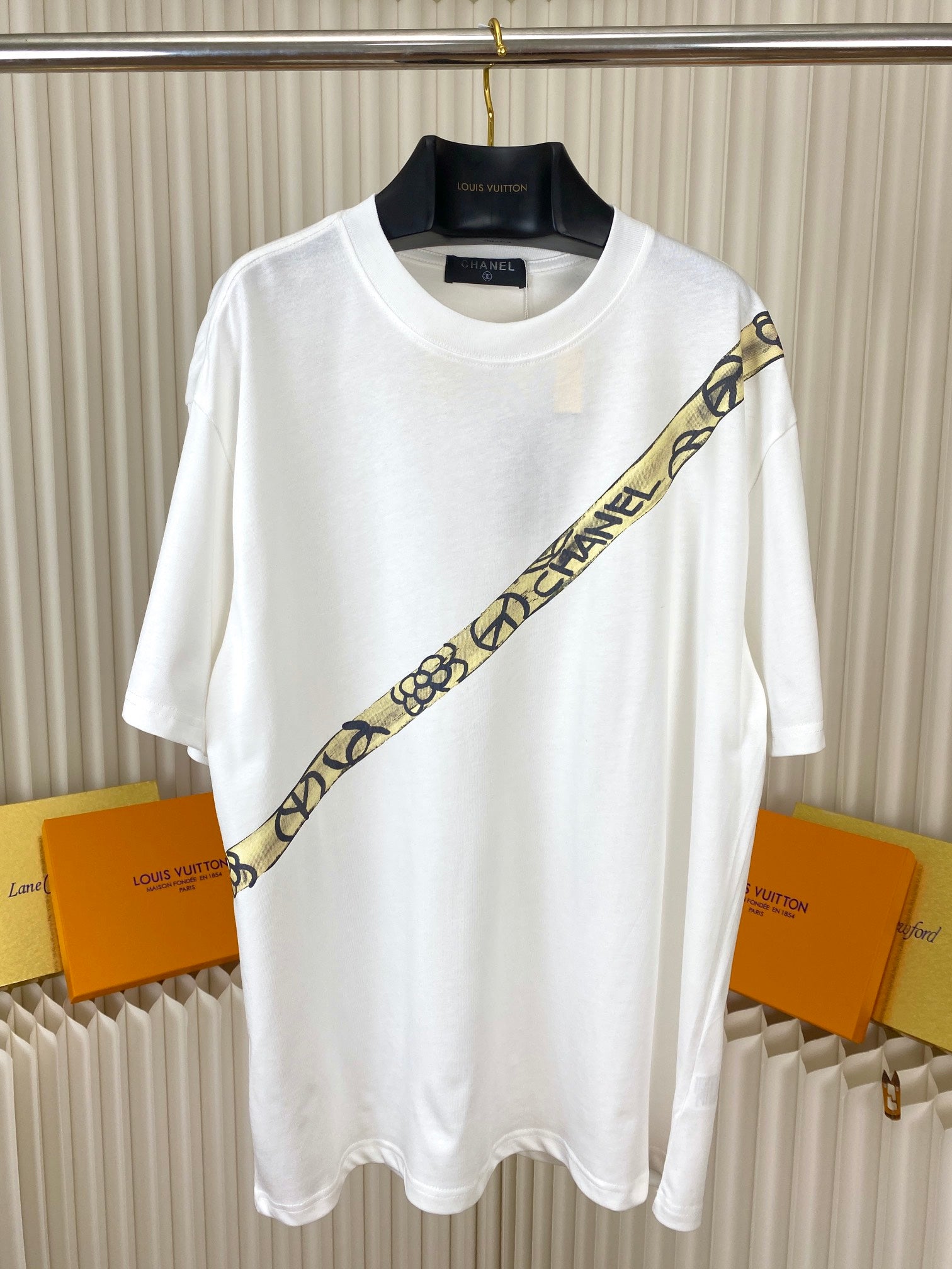 LuxluxHouse Best Quality Clothes T-shirt Chanel & Maison Margiela