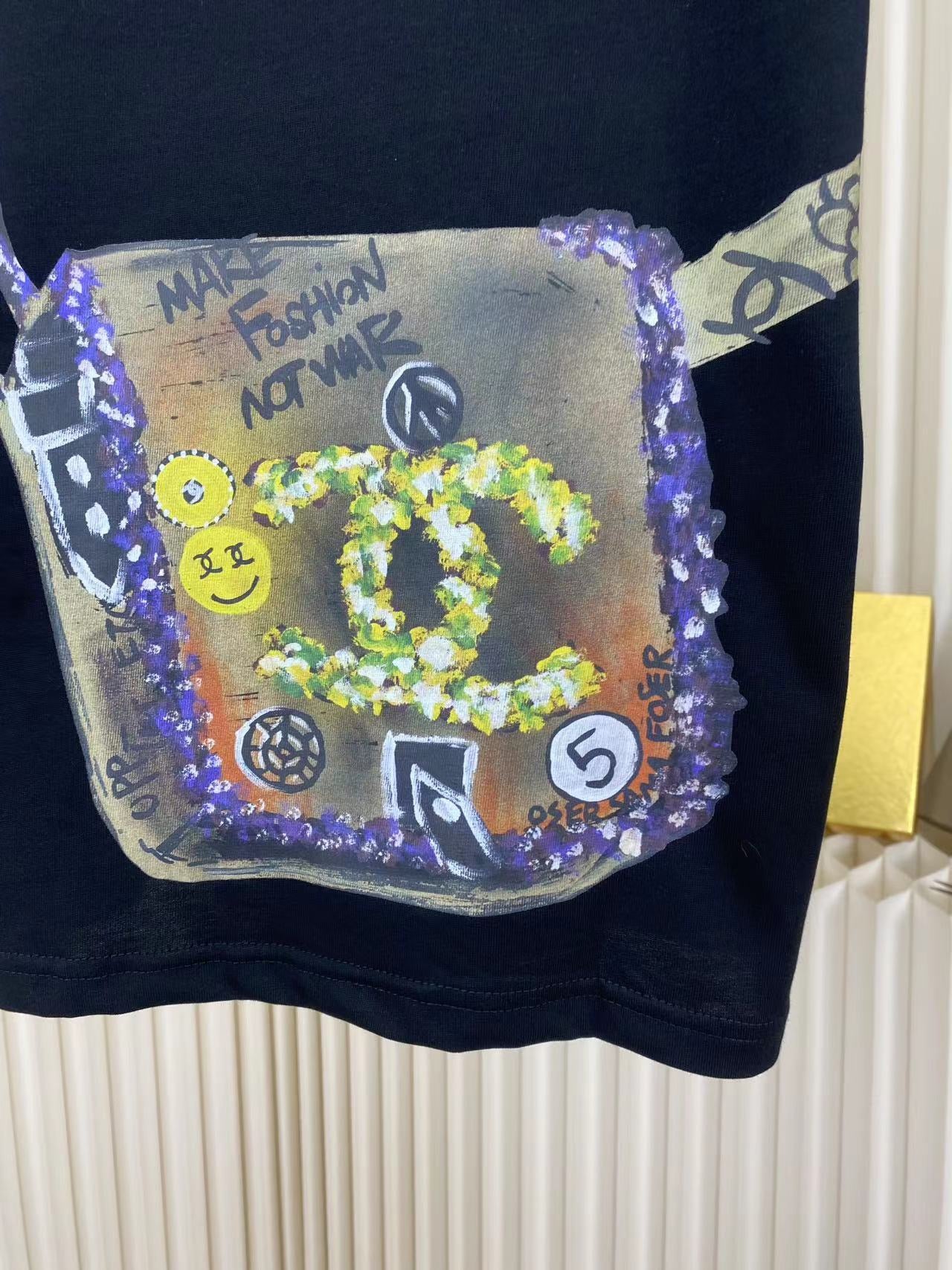 LuxluxHouse Best Quality Clothes T-shirt Chanel & Maison Margiela