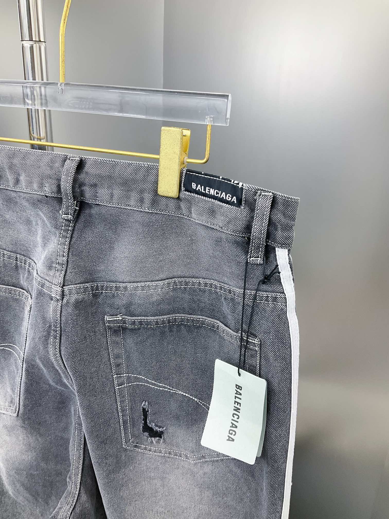 LuxluxHouse Best Quality Clothes Balenciaga Pants