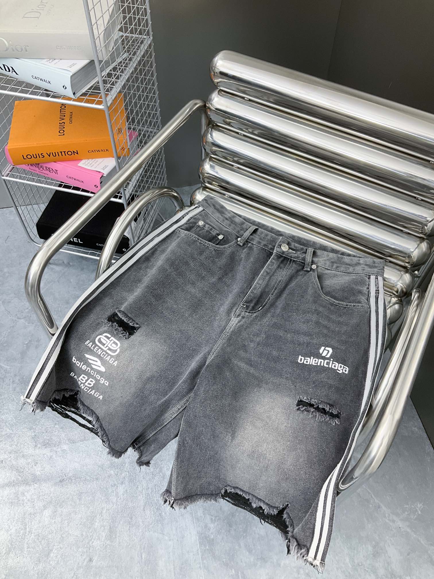 LuxluxHouse Best Quality Clothes Balenciaga Pants