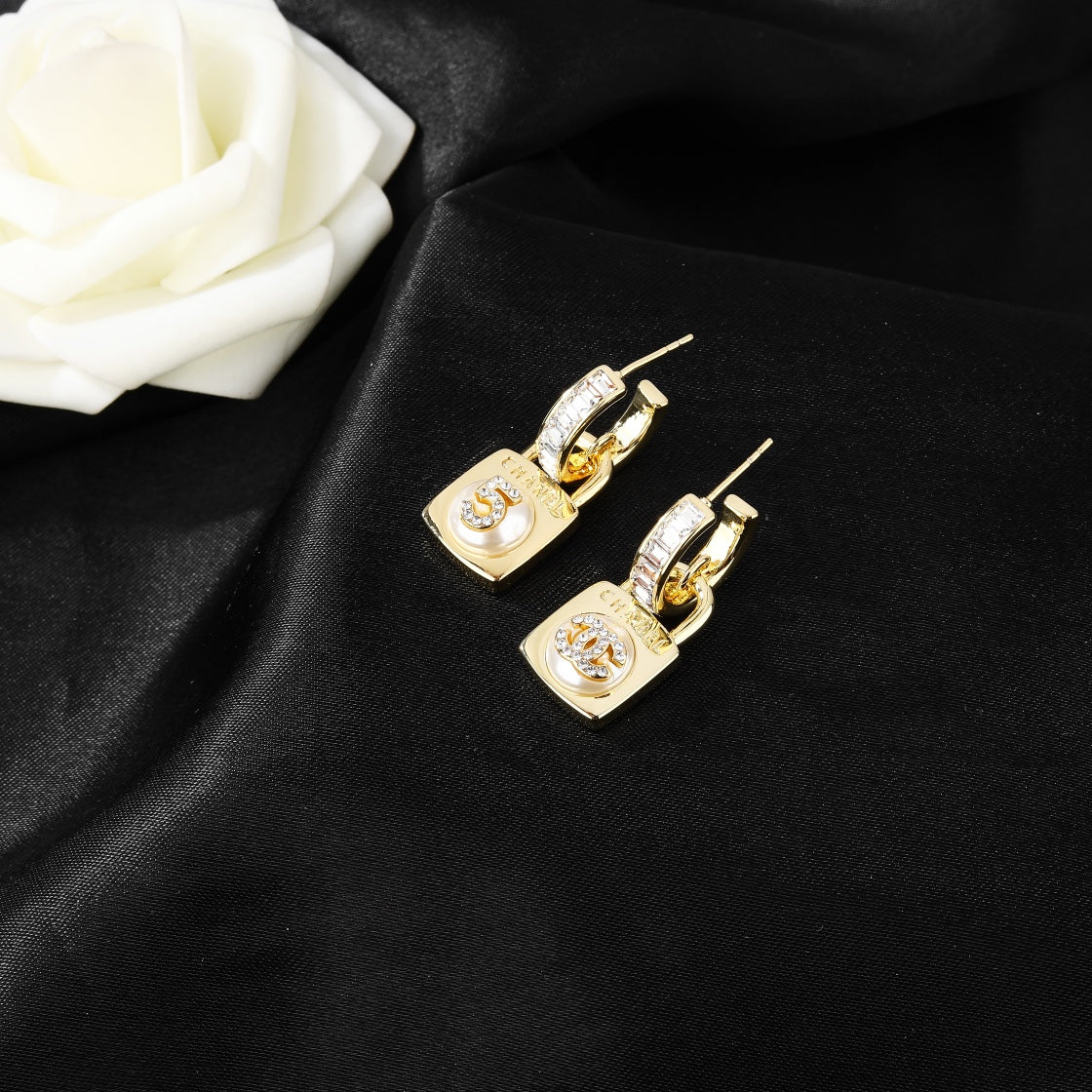 LuxluxHouse Best Quality Accessories Earrings Chanel Earrings