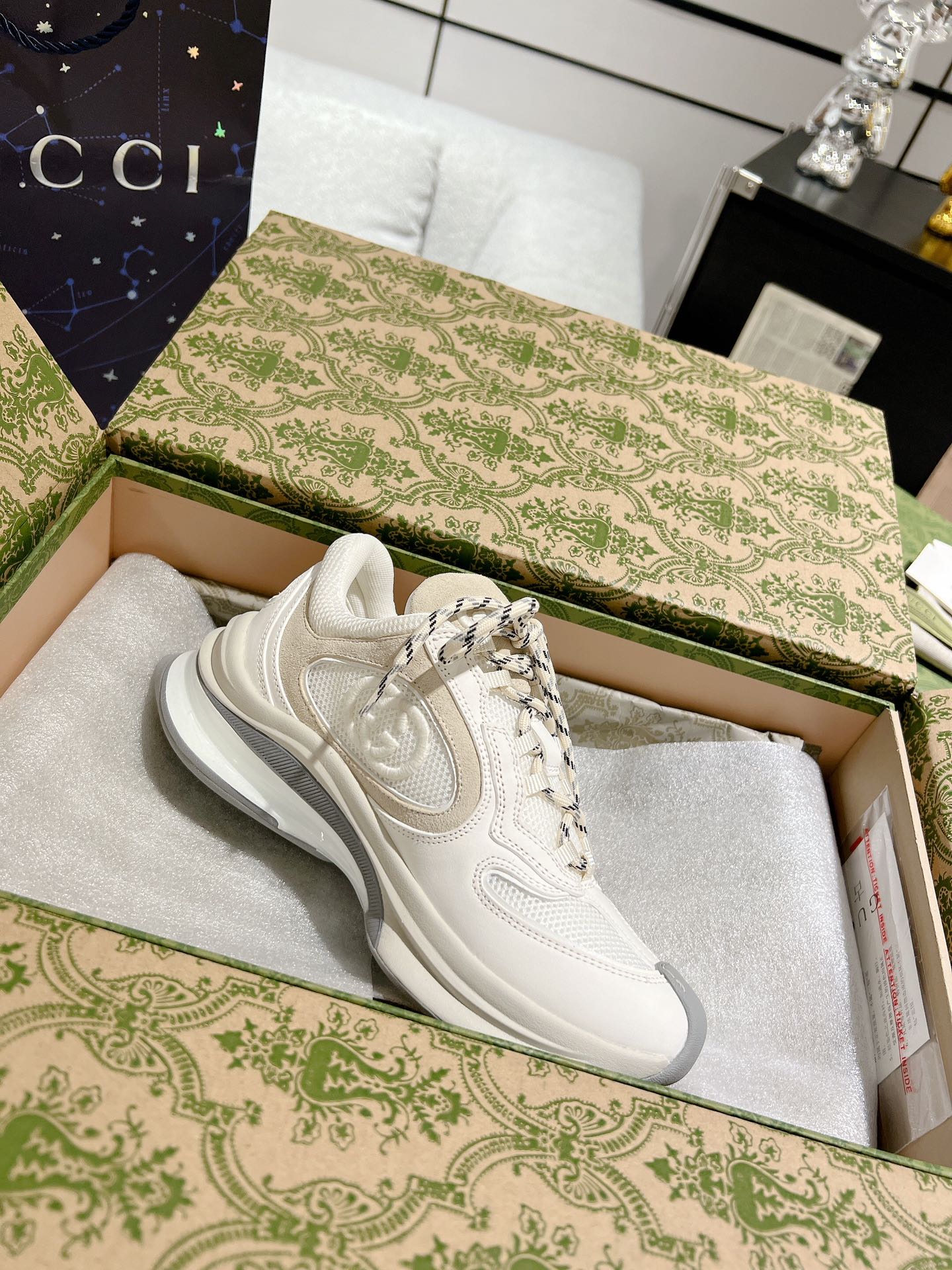 LuxluxHouse Best Quality Gucci Women Shoes