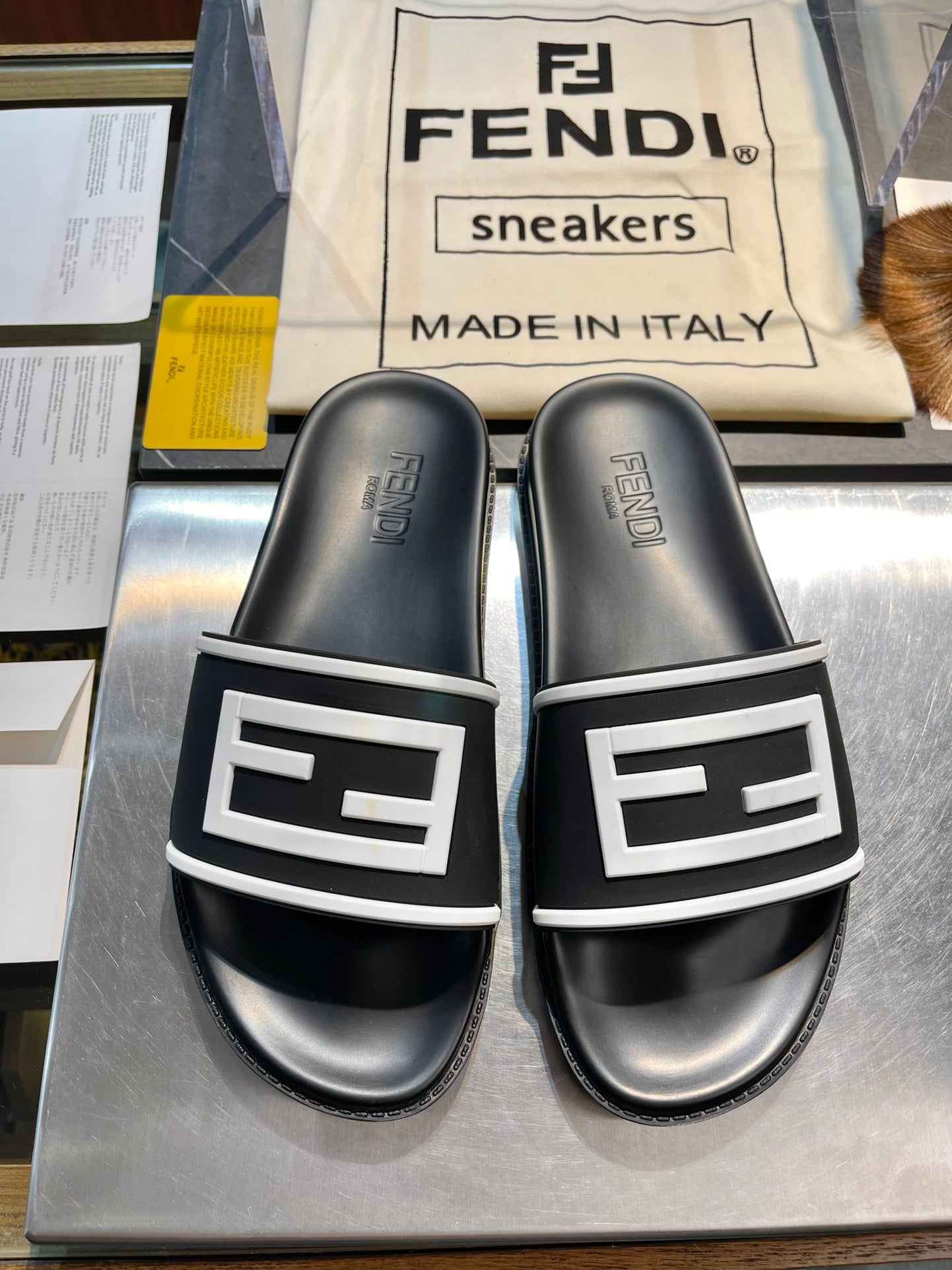 LuxluxHouse Best Quality Sandals Fendi