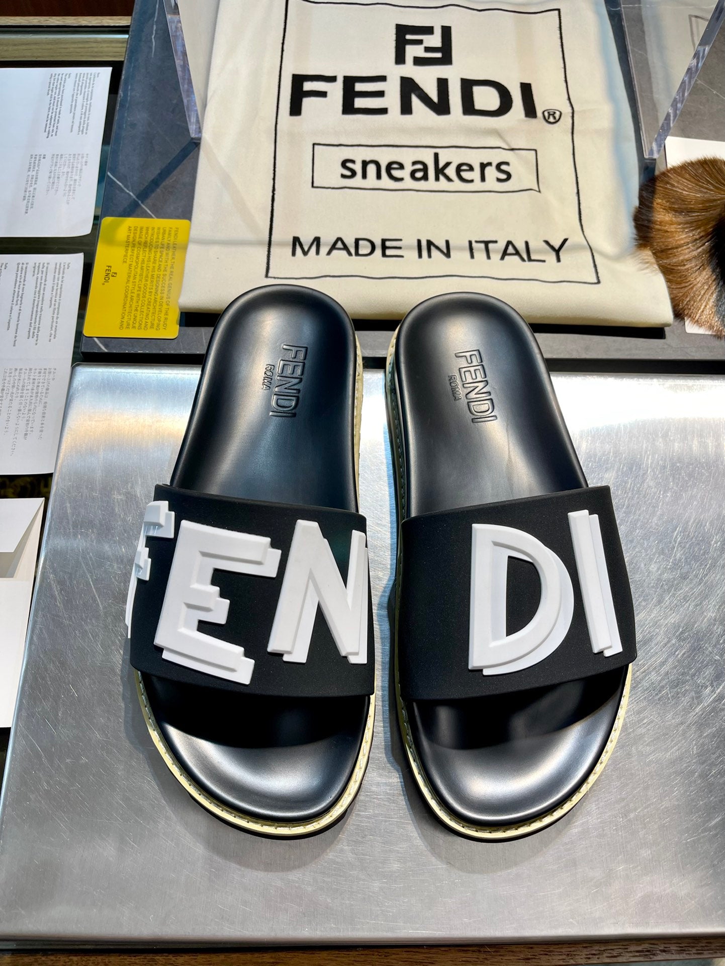 LuxluxHouse Best Quality Sandals Fendi