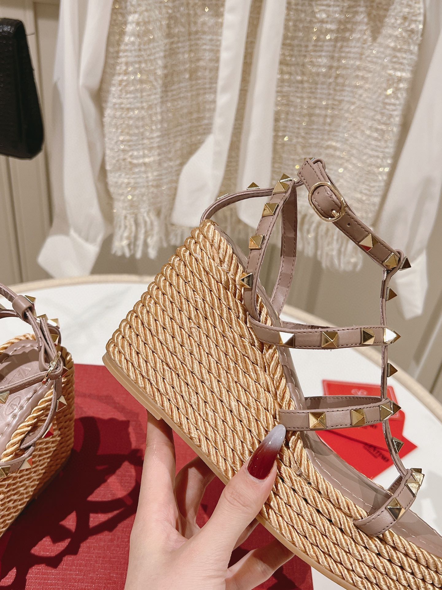 LuxluxHouse Best Quality Valentino Women Shoes