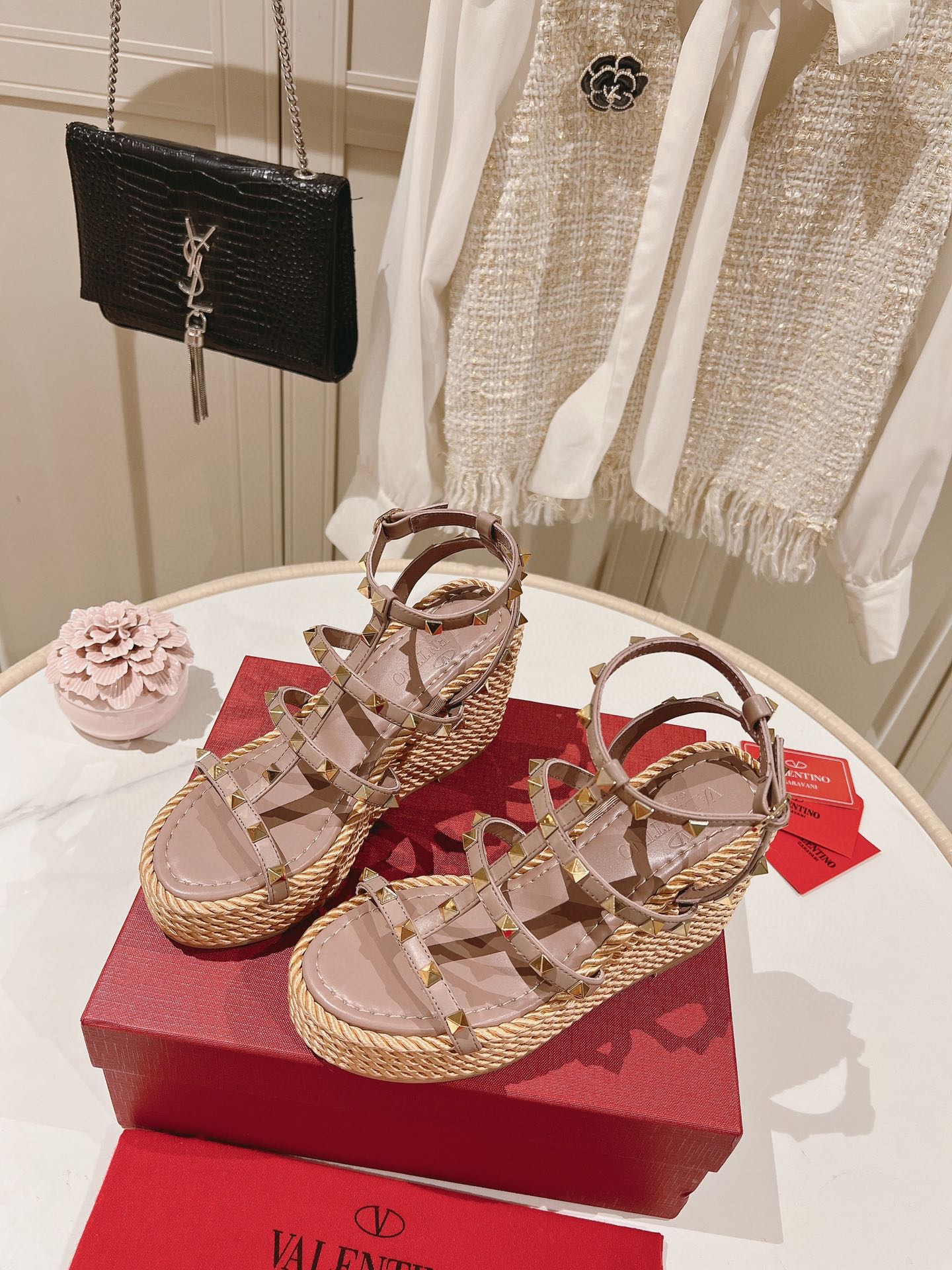 LuxluxHouse Best Quality Valentino Women Shoes