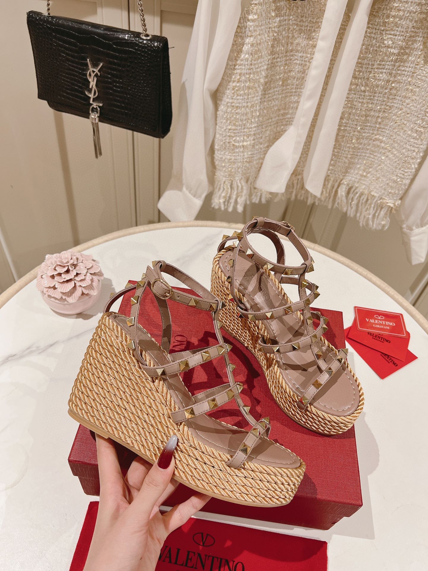 LuxluxHouse Best Quality Valentino Women Shoes