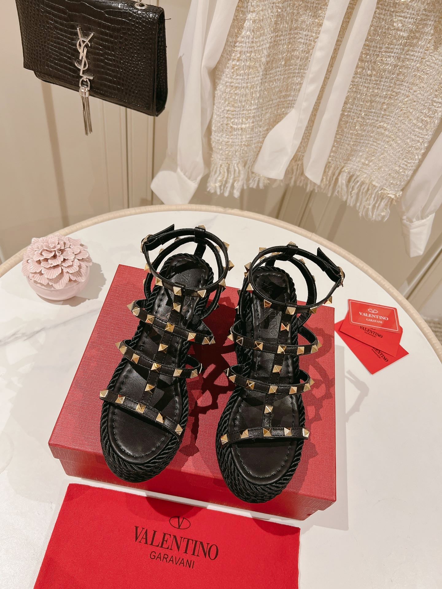LuxluxHouse Best Quality Valentino Women Shoes