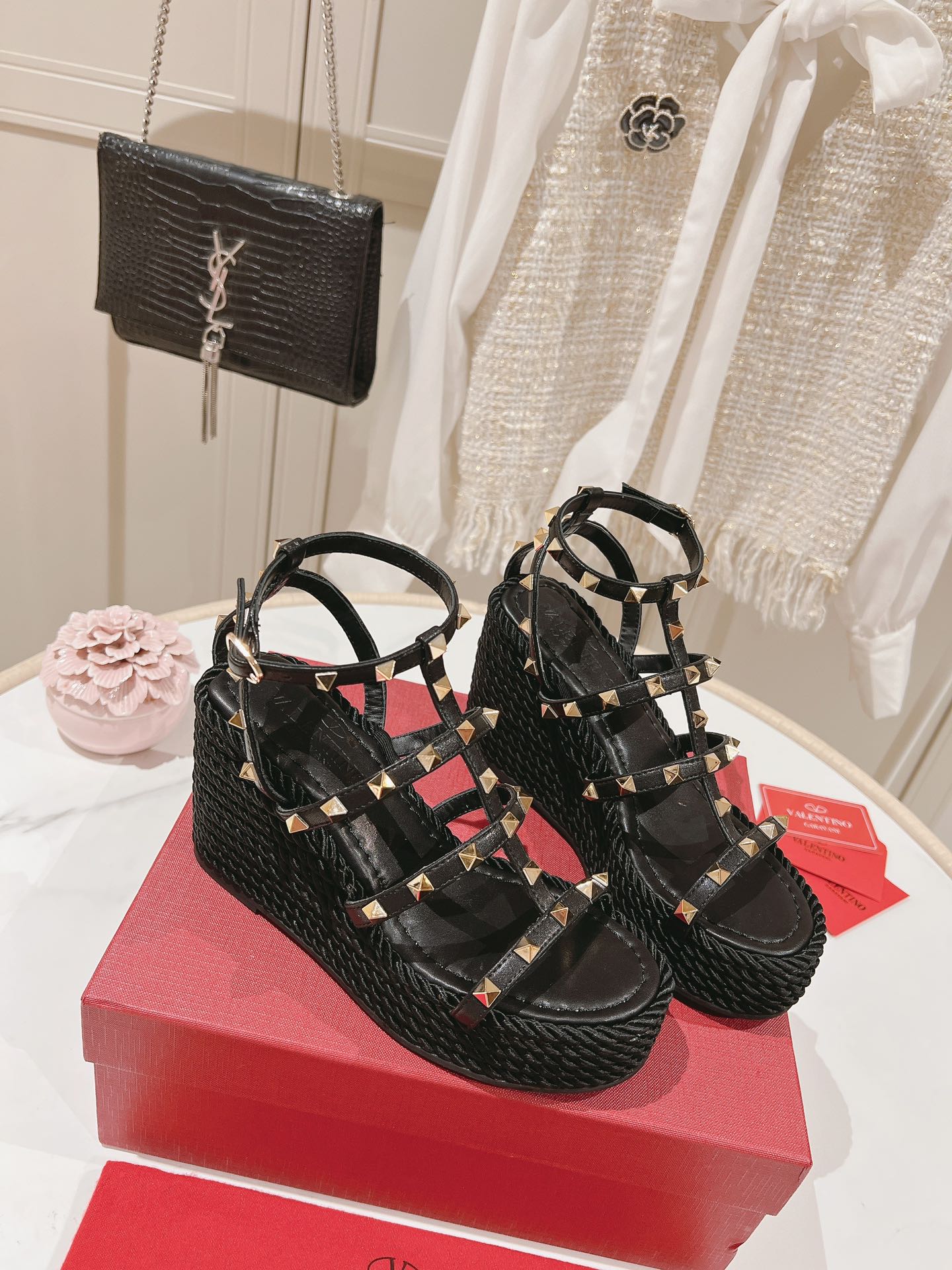 LuxluxHouse Best Quality Valentino Women Shoes