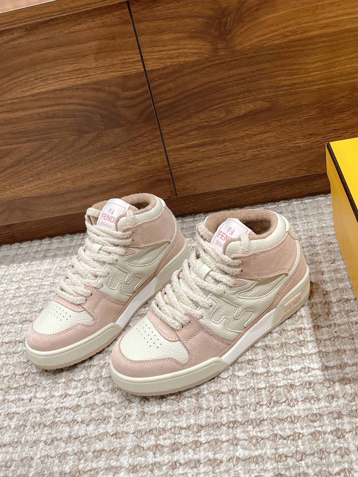 LuxluxHouse Best Quality Fendi Women Shoes