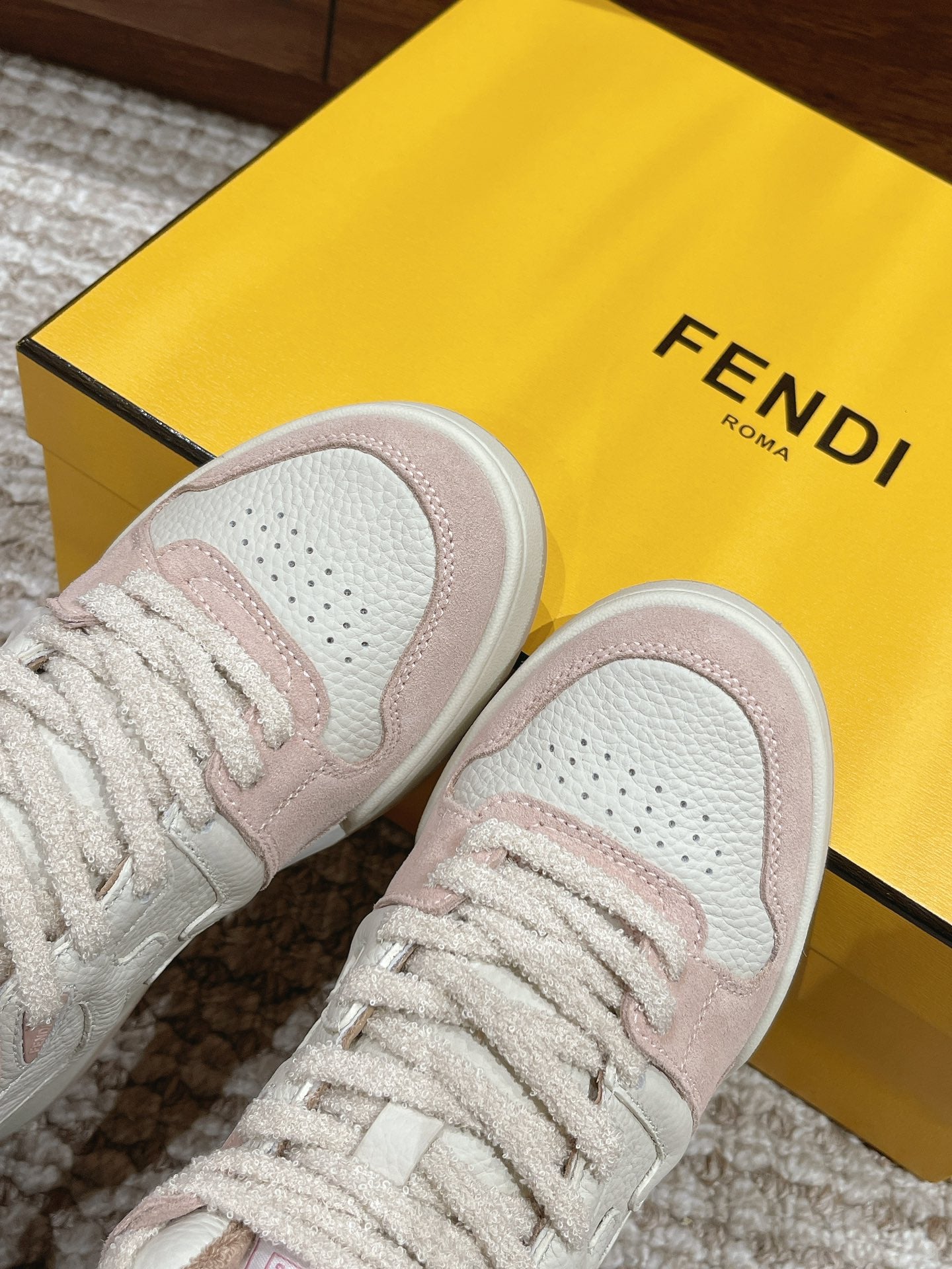 LuxluxHouse Best Quality Fendi Women Shoes