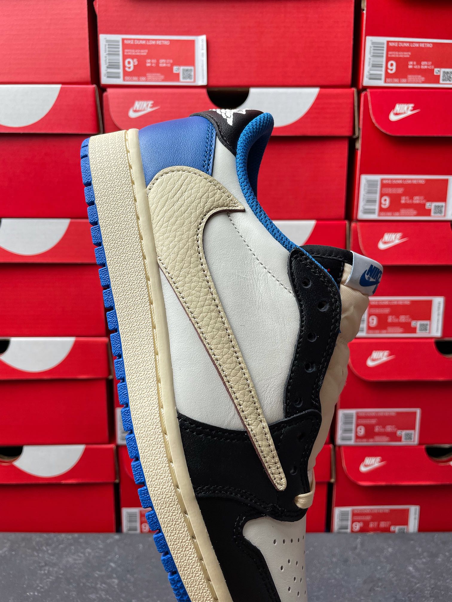 FK Batch-Air Jordan 1 × Travis Scott “ Fragments”