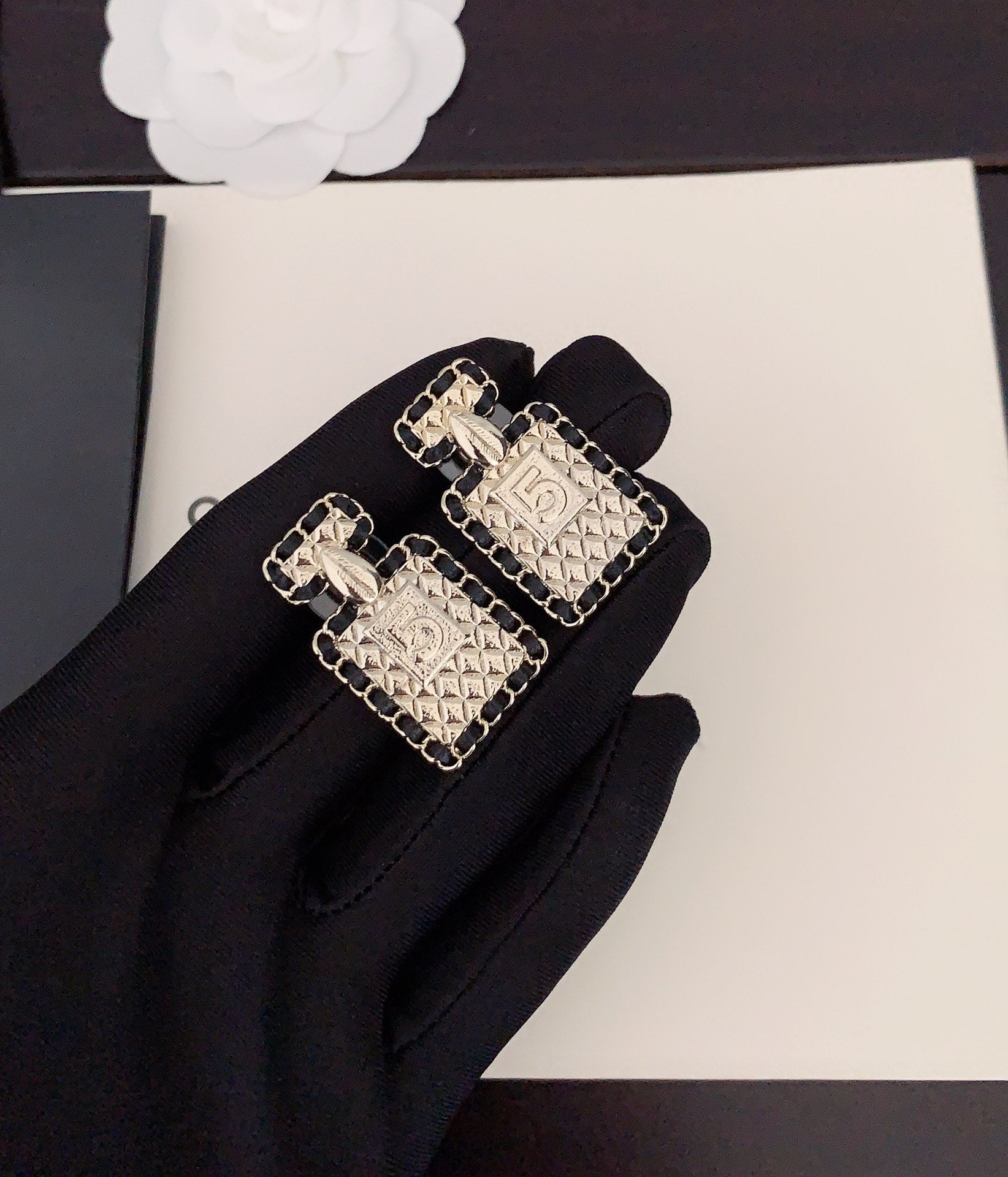 LuxluxHouse Best Quality Accessories Chanel Earrings