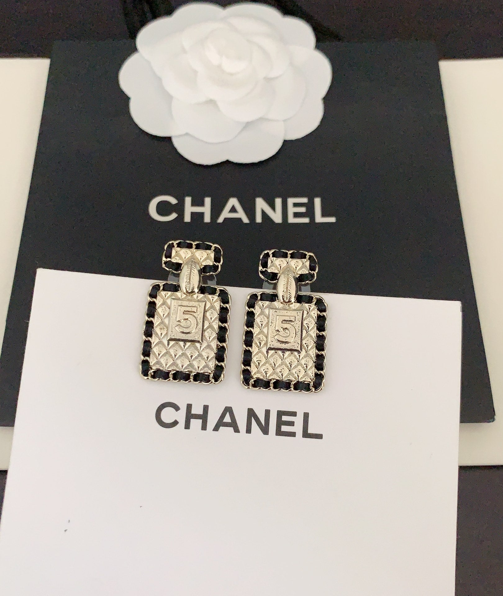 LuxluxHouse Best Quality Accessories Chanel Earrings