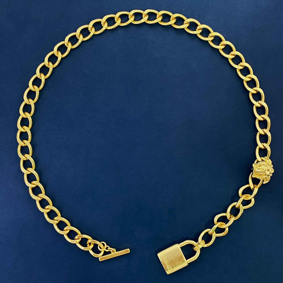 LuxluxHouse Best Quality Accessories Versace
