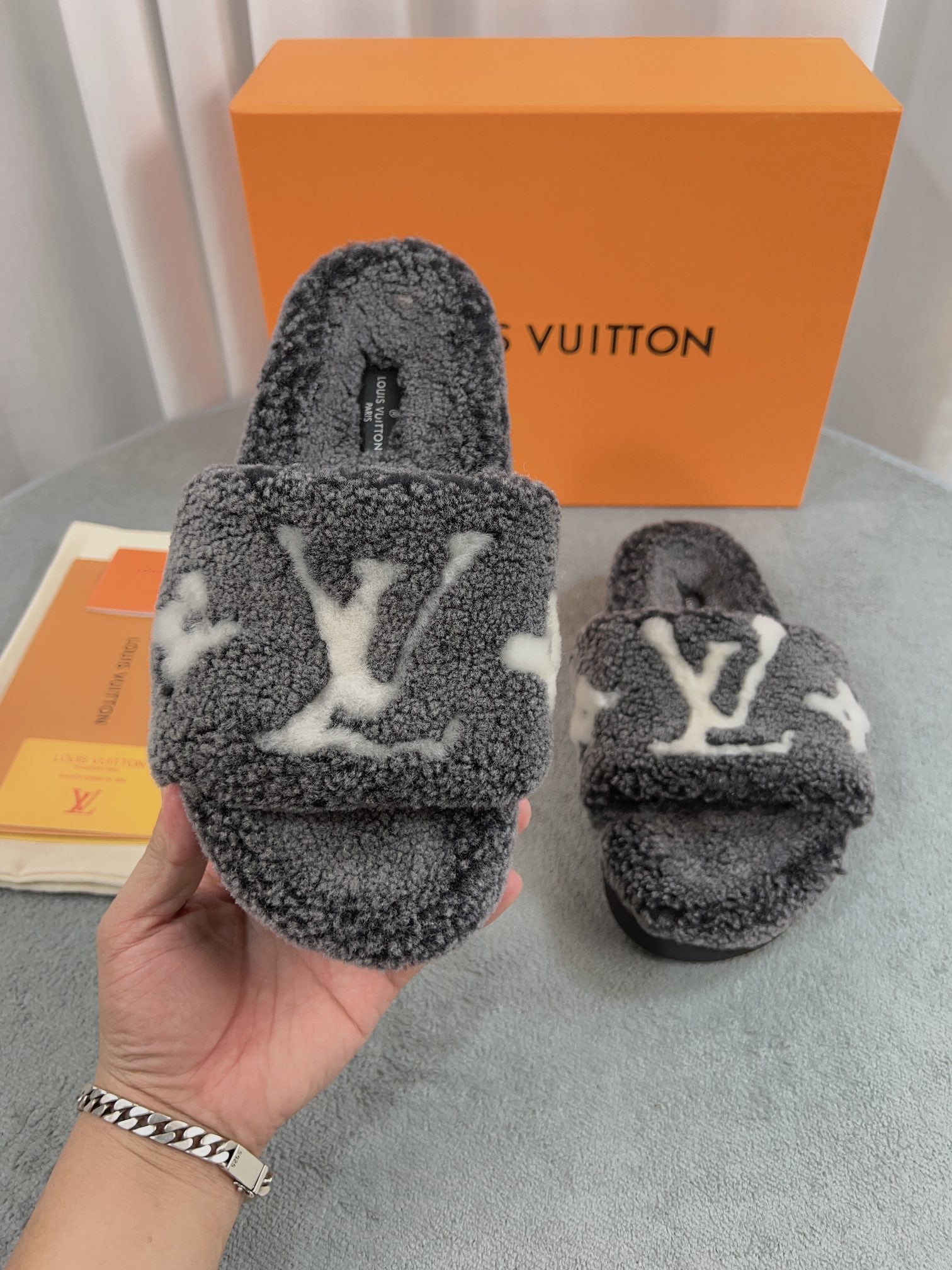 LuxluxHouse Best Quality Sandals Louis Vuitton