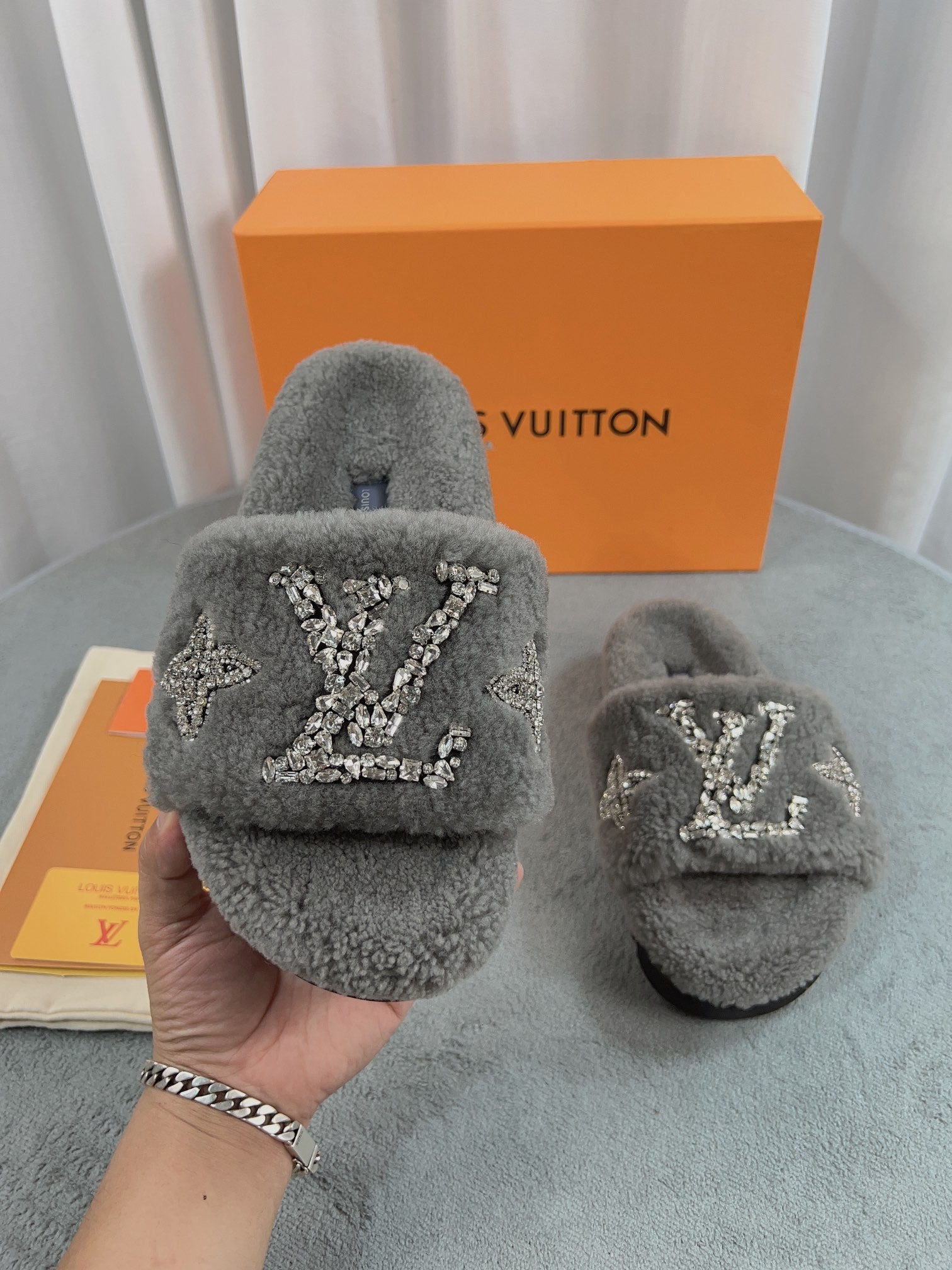 LuxluxHouse Best Quality Sandals Louis Vuitton