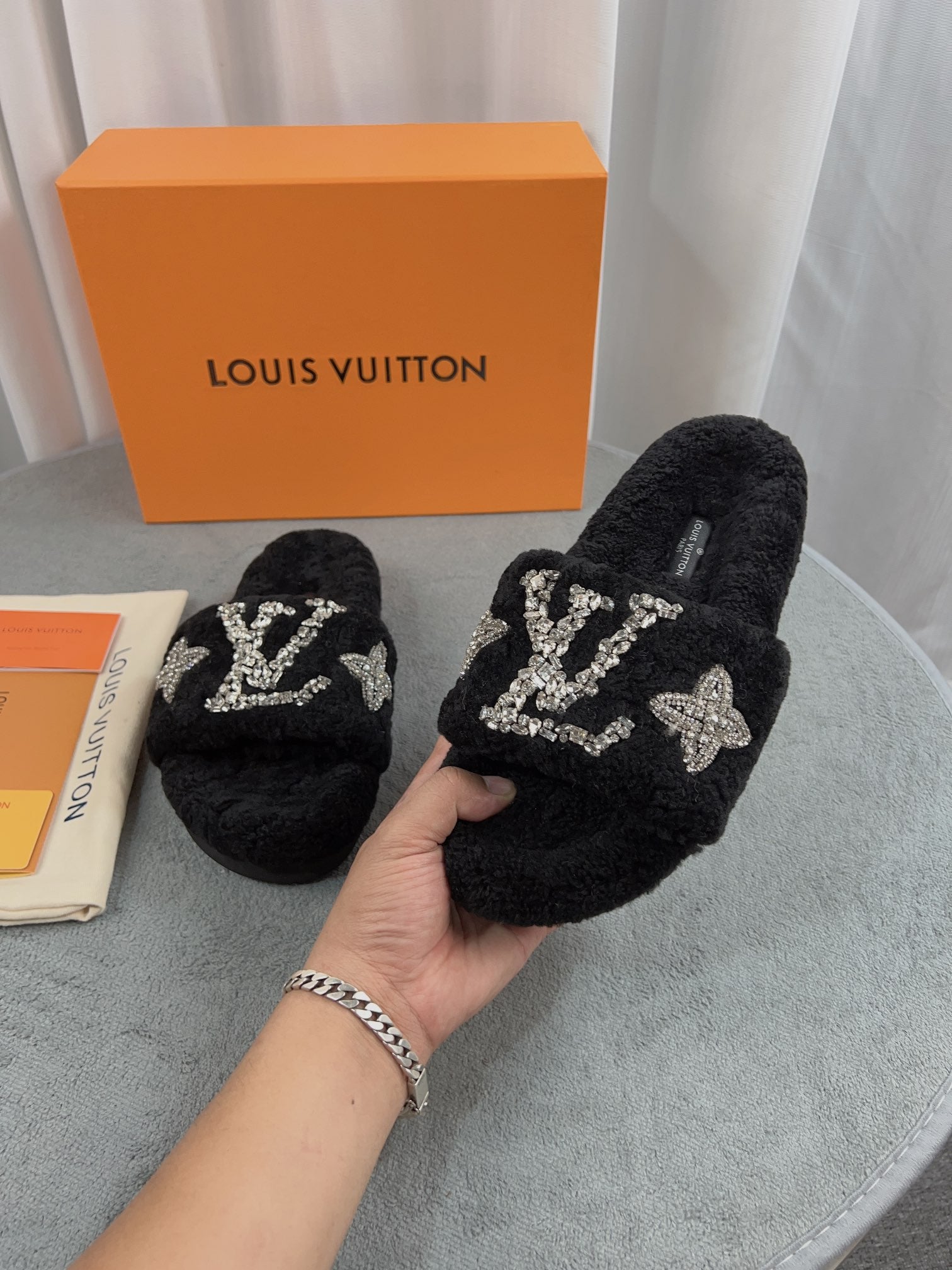 LuxluxHouse Best Quality Sandals Louis Vuitton