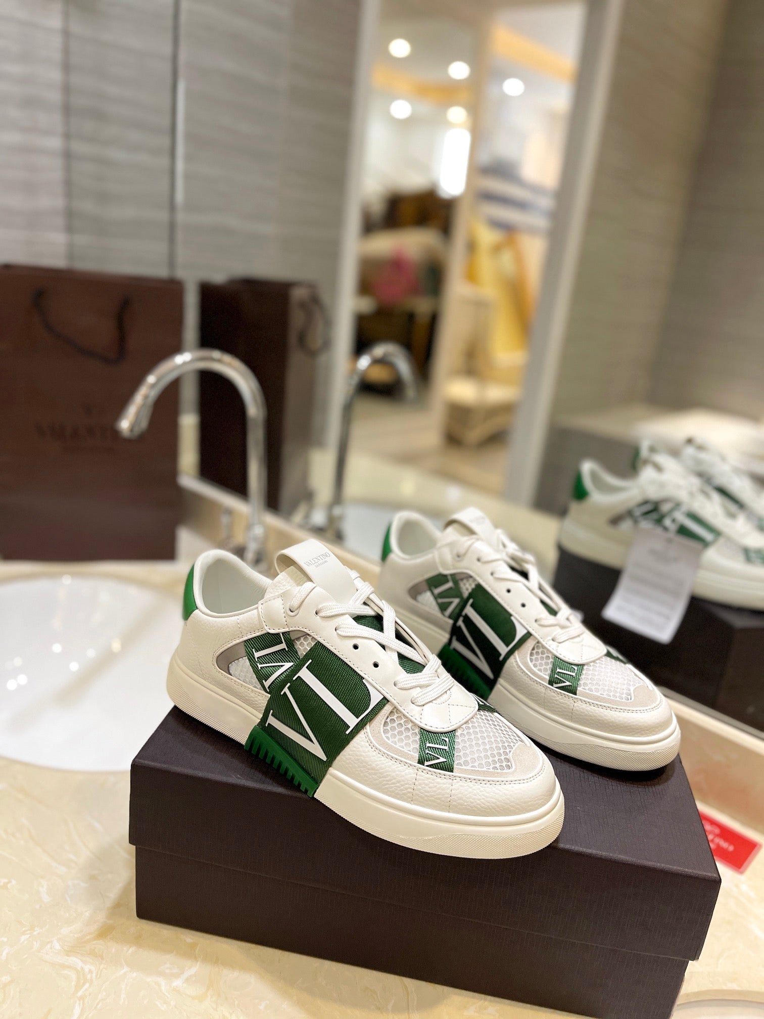 LuxluxHouse Best Quality Valentino Women Shoes