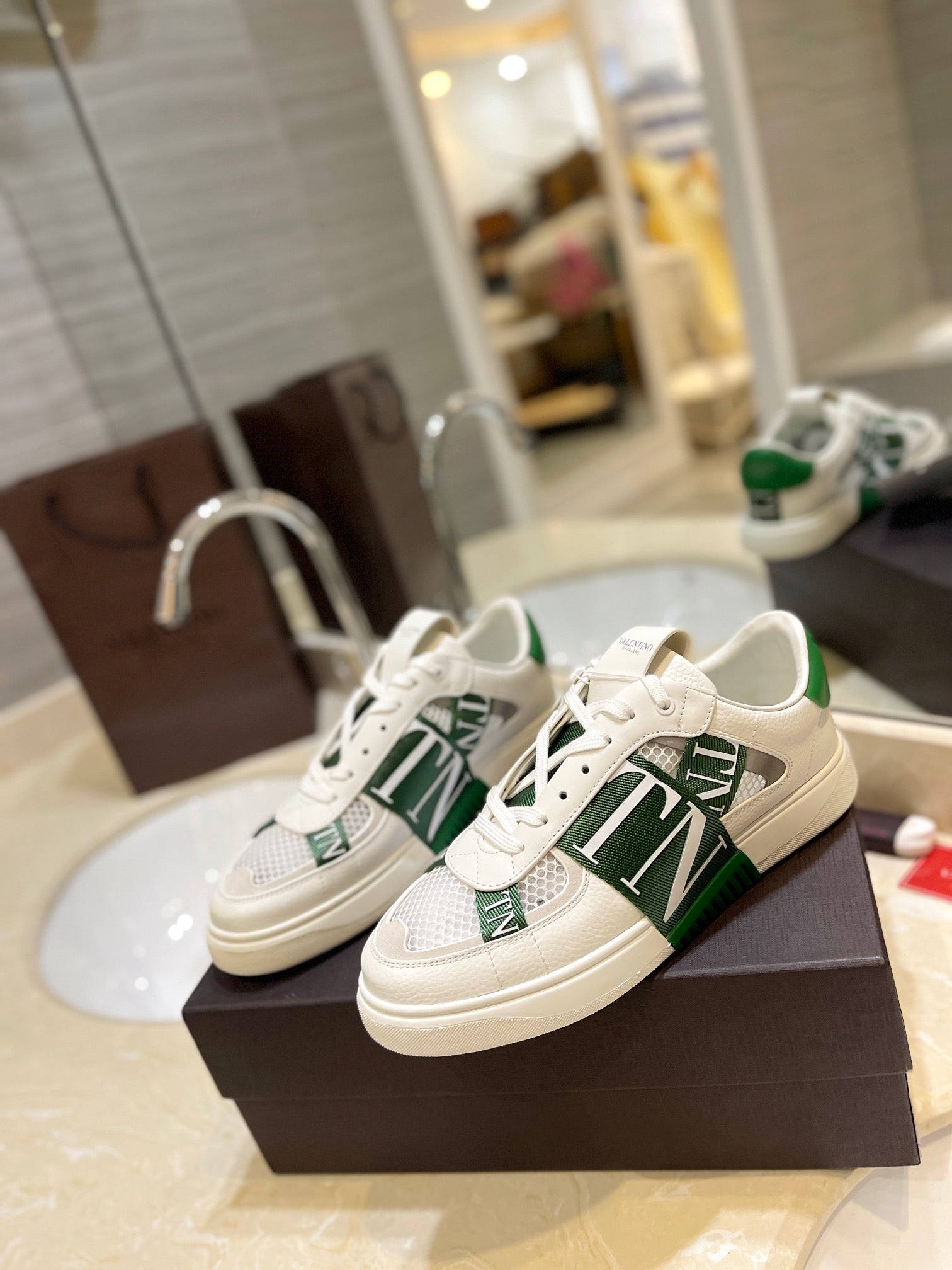 LuxluxHouse Best Quality Valentino Women Shoes