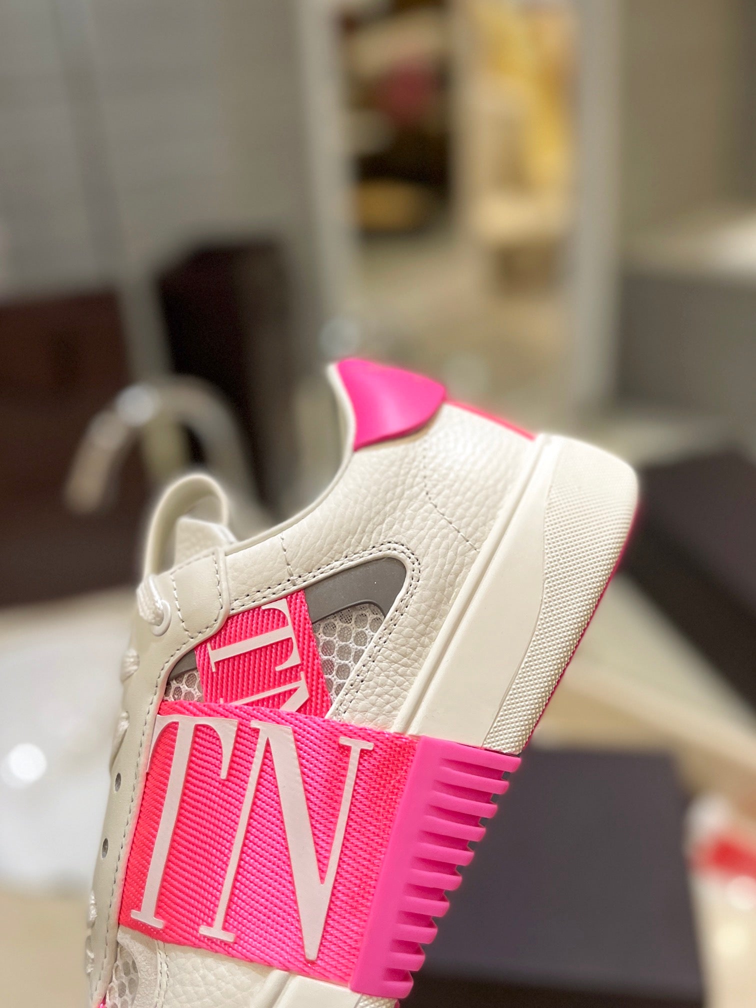 LuxluxHouse Best Quality Valentino Women Shoes