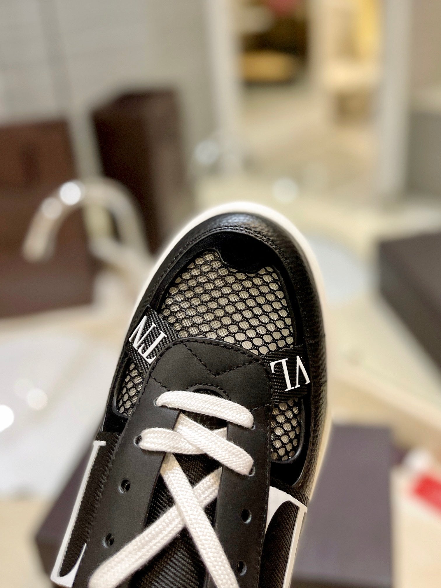 LuxluxHouse Best Quality Valentino Women Shoes