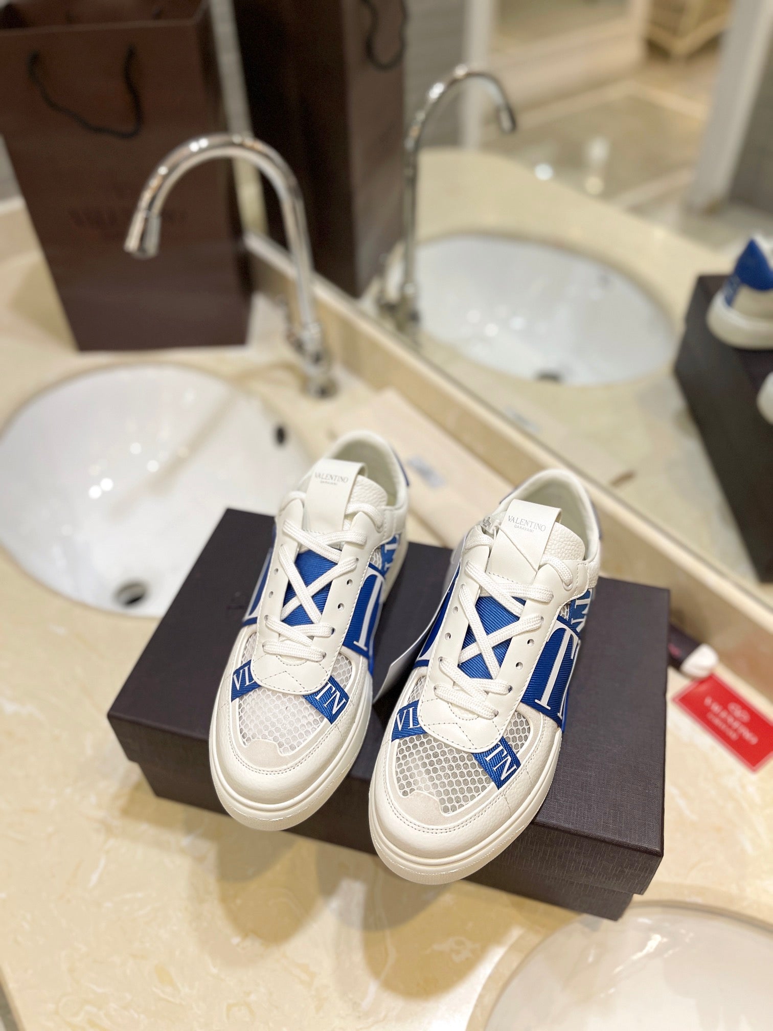 LuxluxHouse Best Quality Valentino Women Shoes
