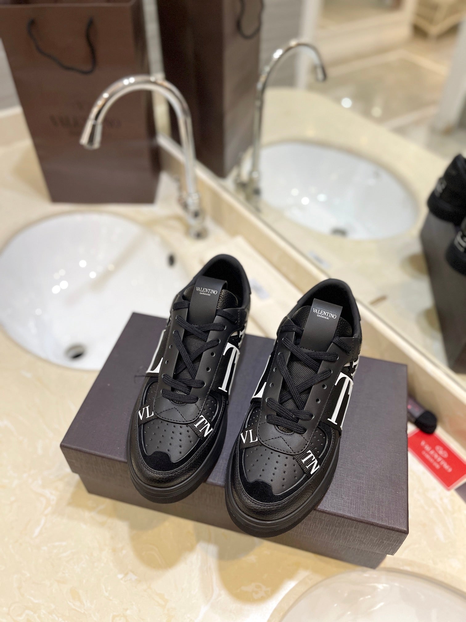 LuxluxHouse Best Quality Valentino Women Shoes