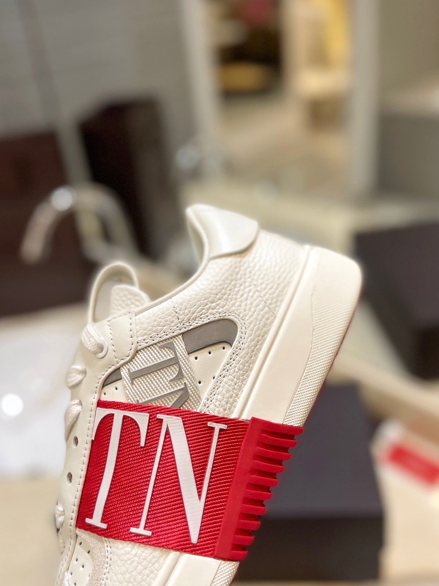 LuxluxHouse Best Quality Valentino Women Shoes