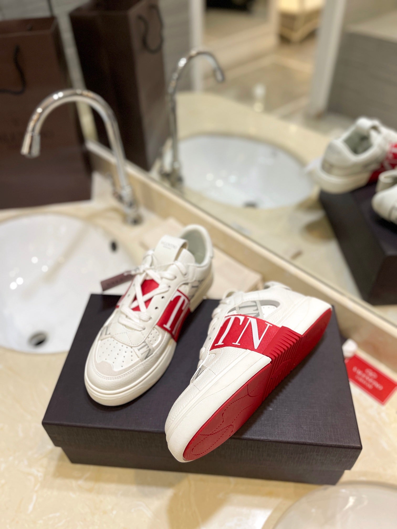LuxluxHouse Best Quality Valentino Women Shoes