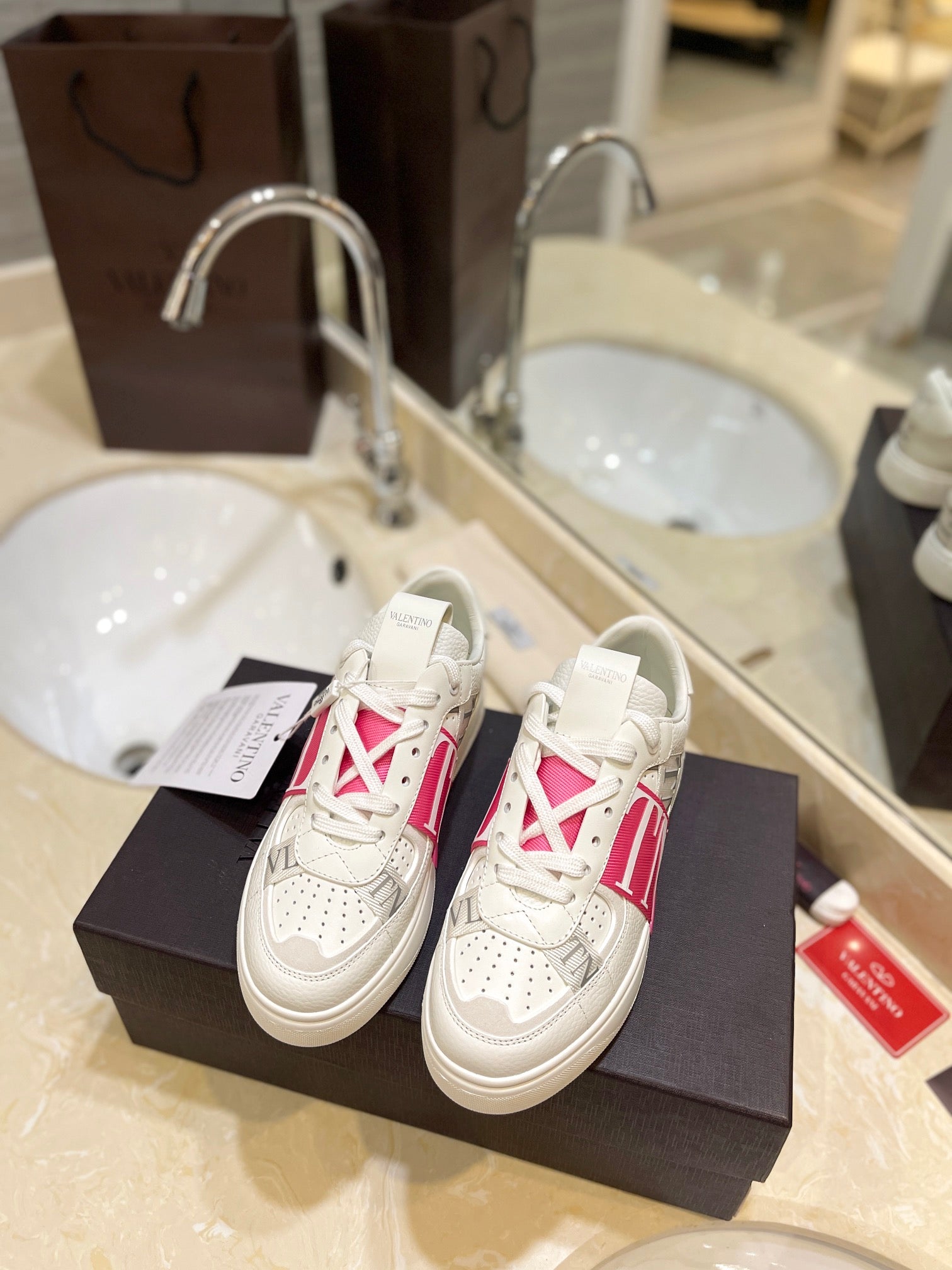 LuxluxHouse Best Quality Valentino Women Shoes