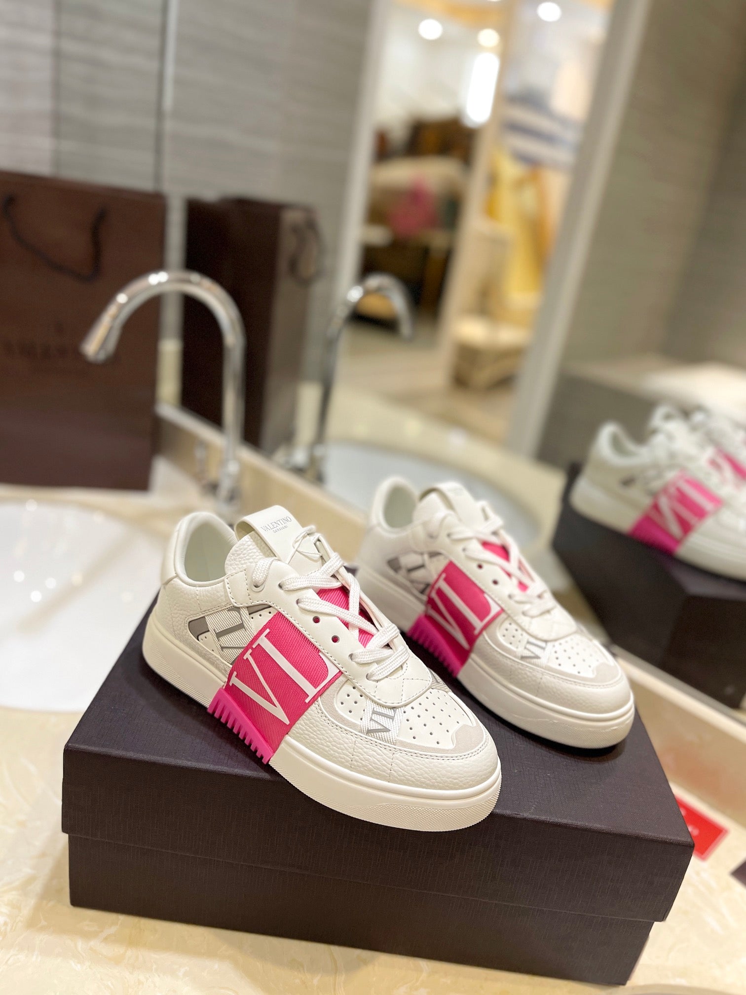 LuxluxHouse Best Quality Valentino Women Shoes