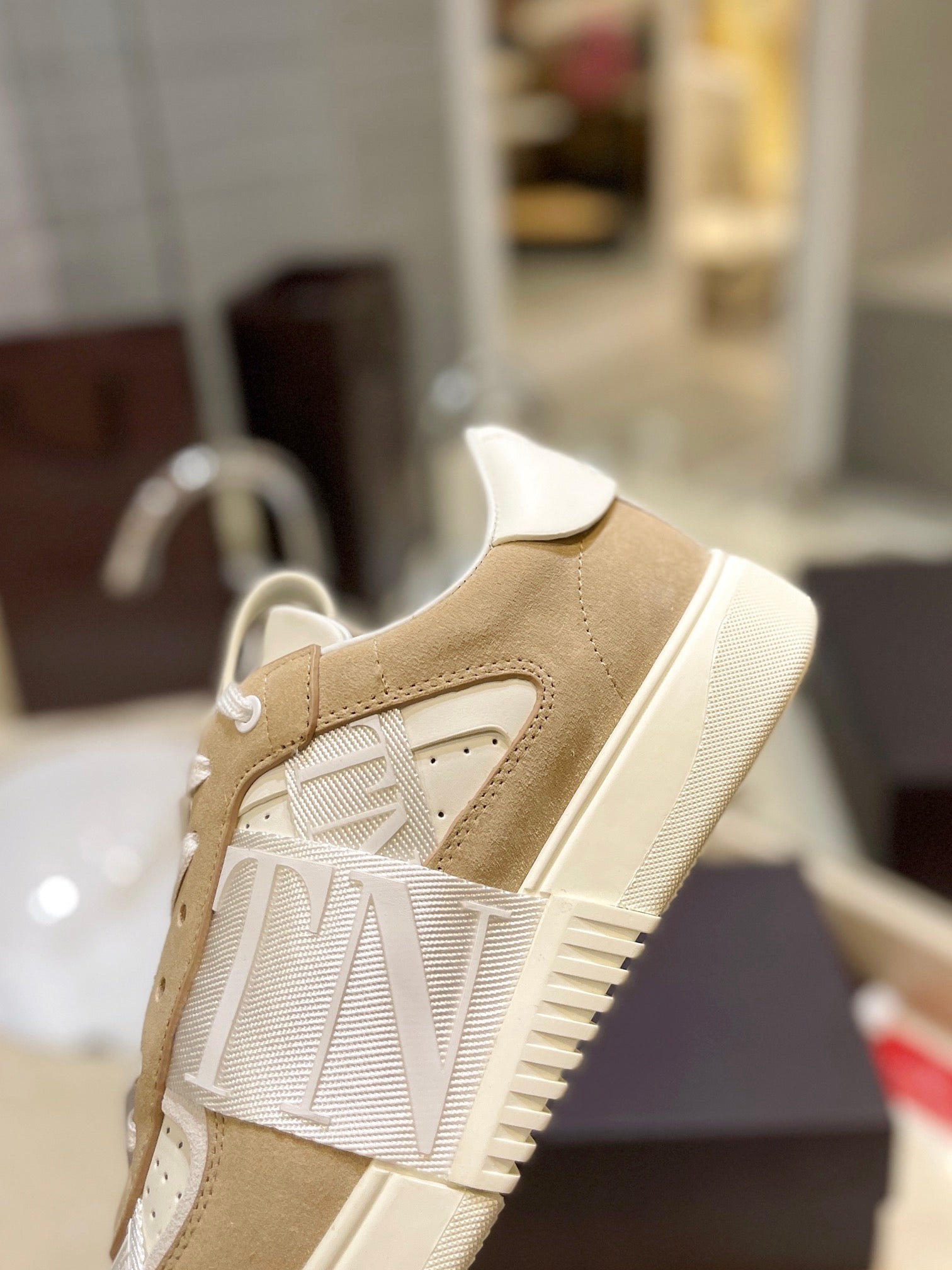 LuxluxHouse Best Quality Valentino Women Shoes
