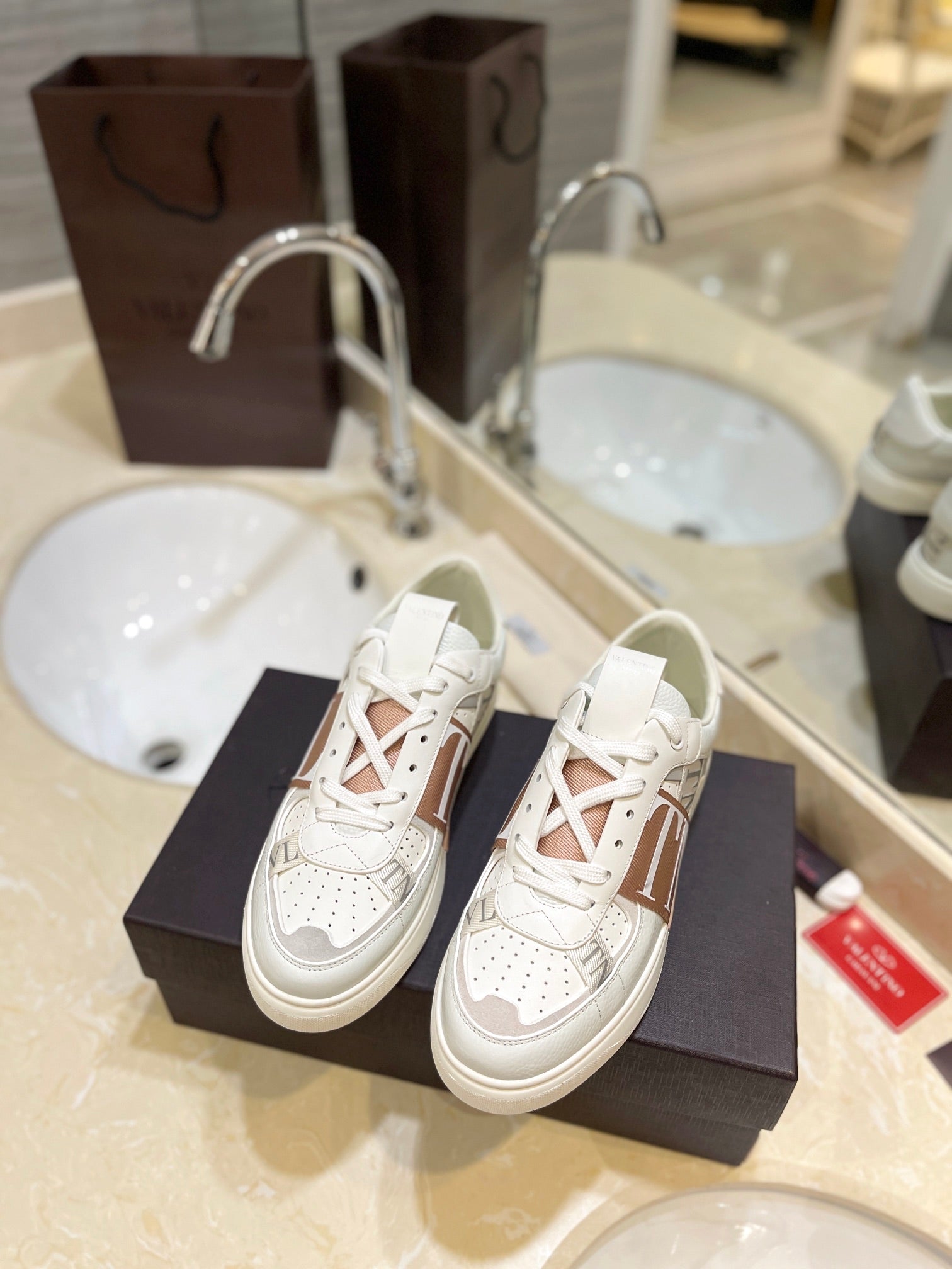 LuxluxHouse Best Quality Valentino Women Shoes