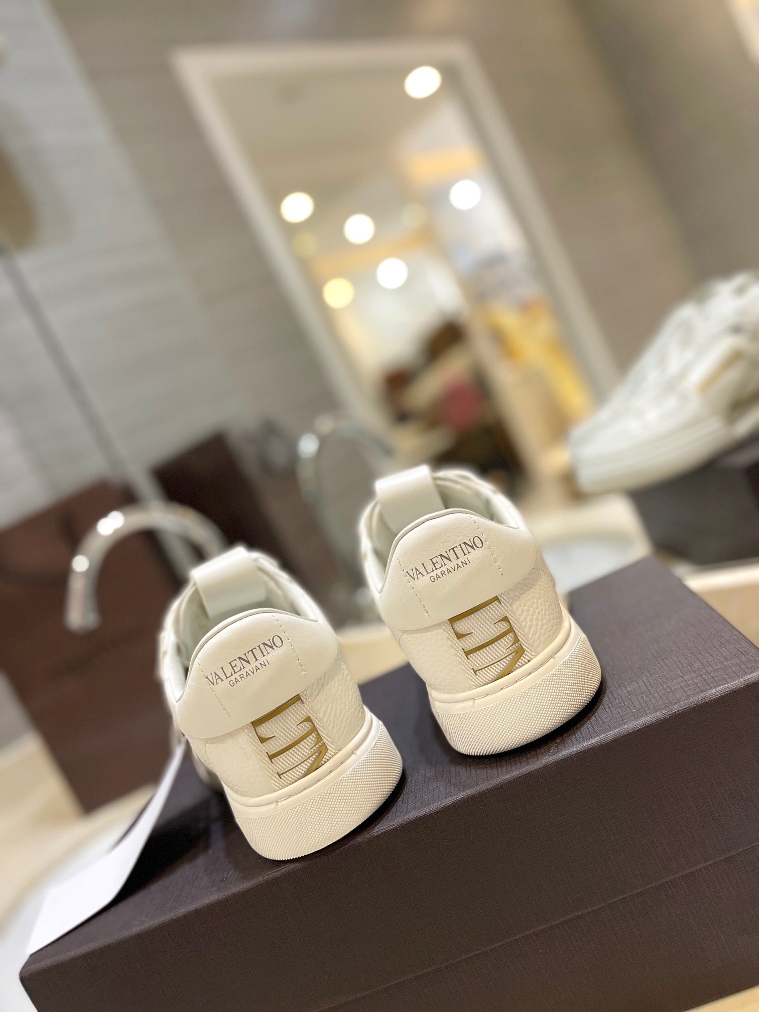 LuxluxHouse Best Quality Valentino Women Shoes