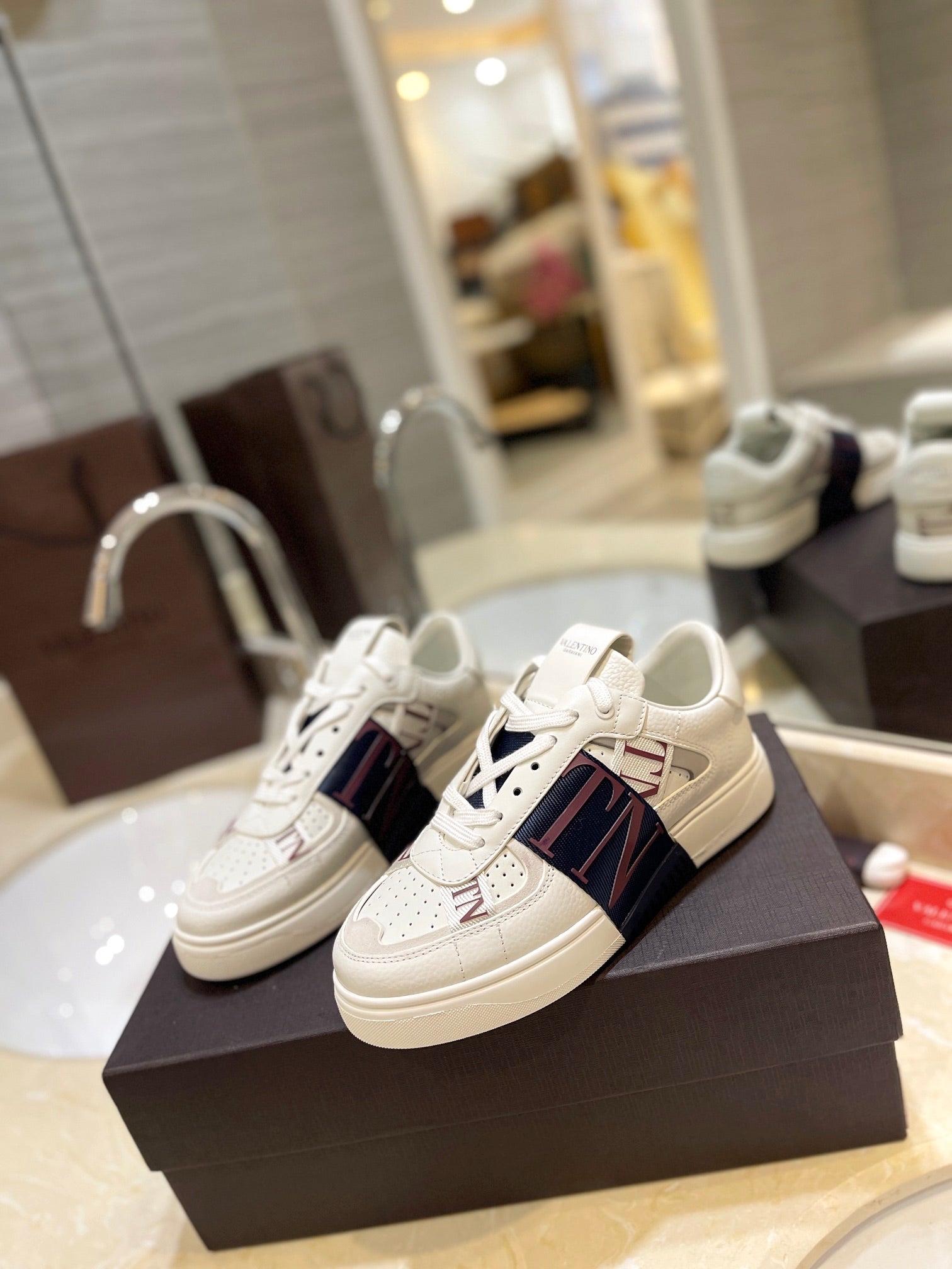 LuxluxHouse Best Quality Valentino Women Shoes